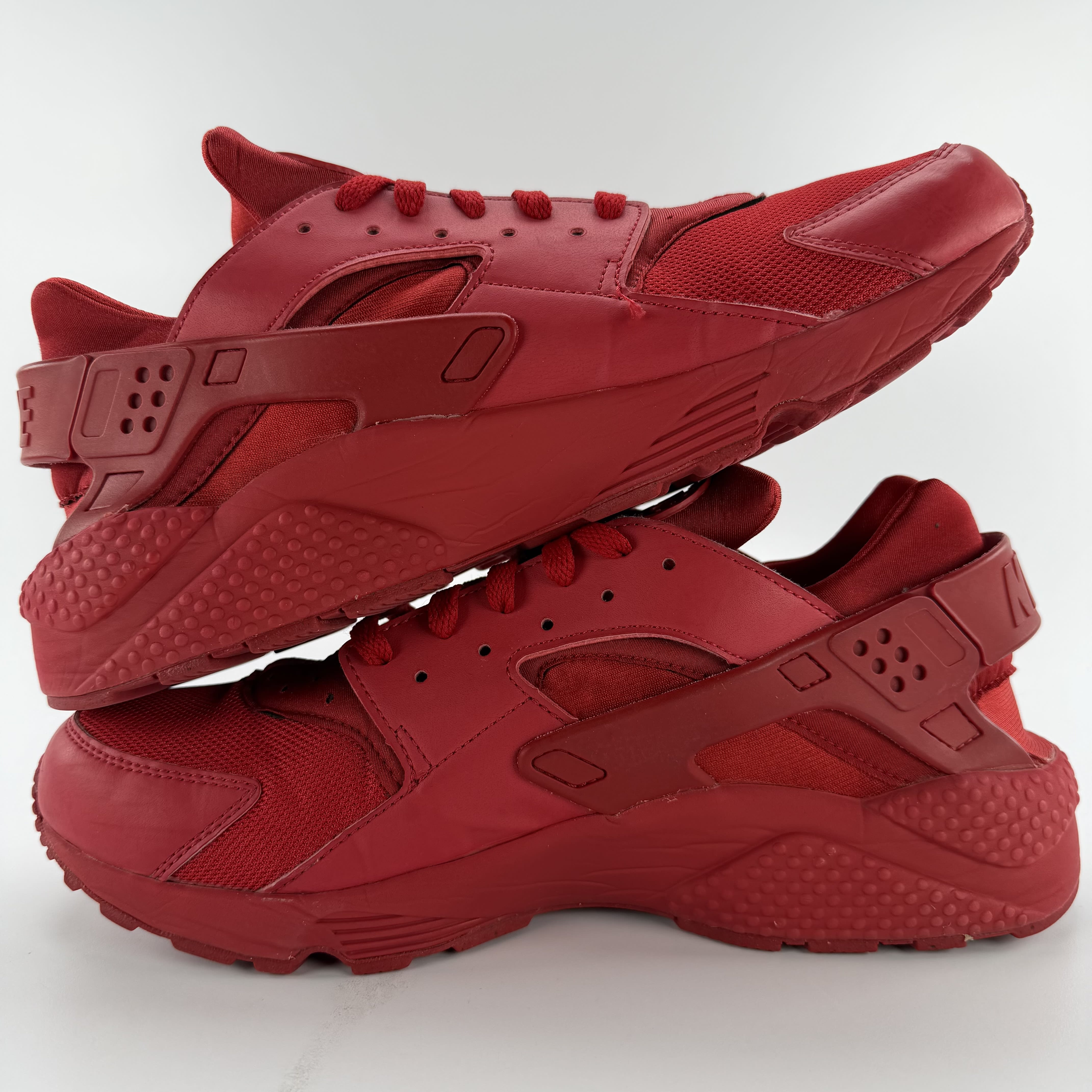 509630 Nike Air Huarache Triple Red