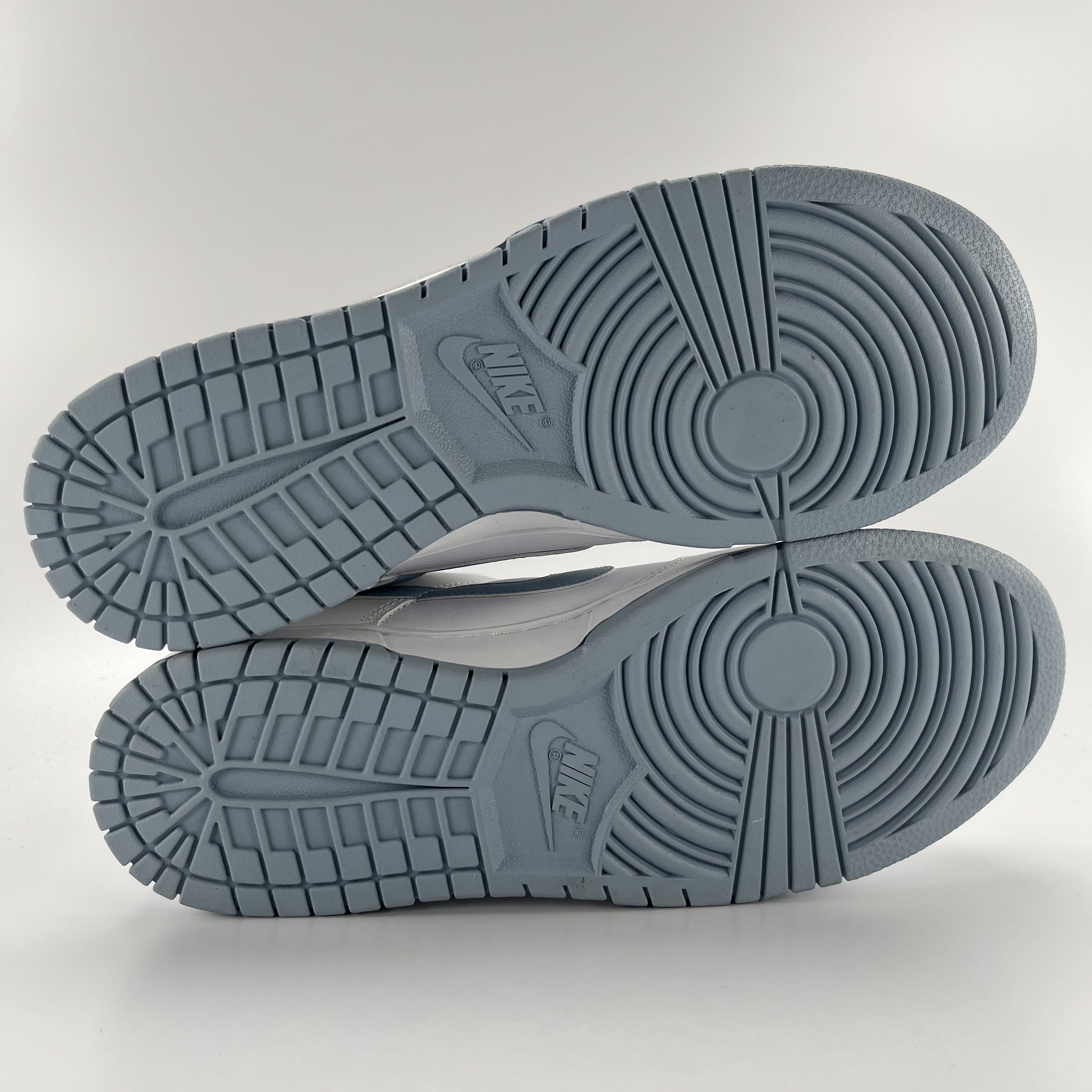257712 Nike Dunk Low White Light Armory Blue