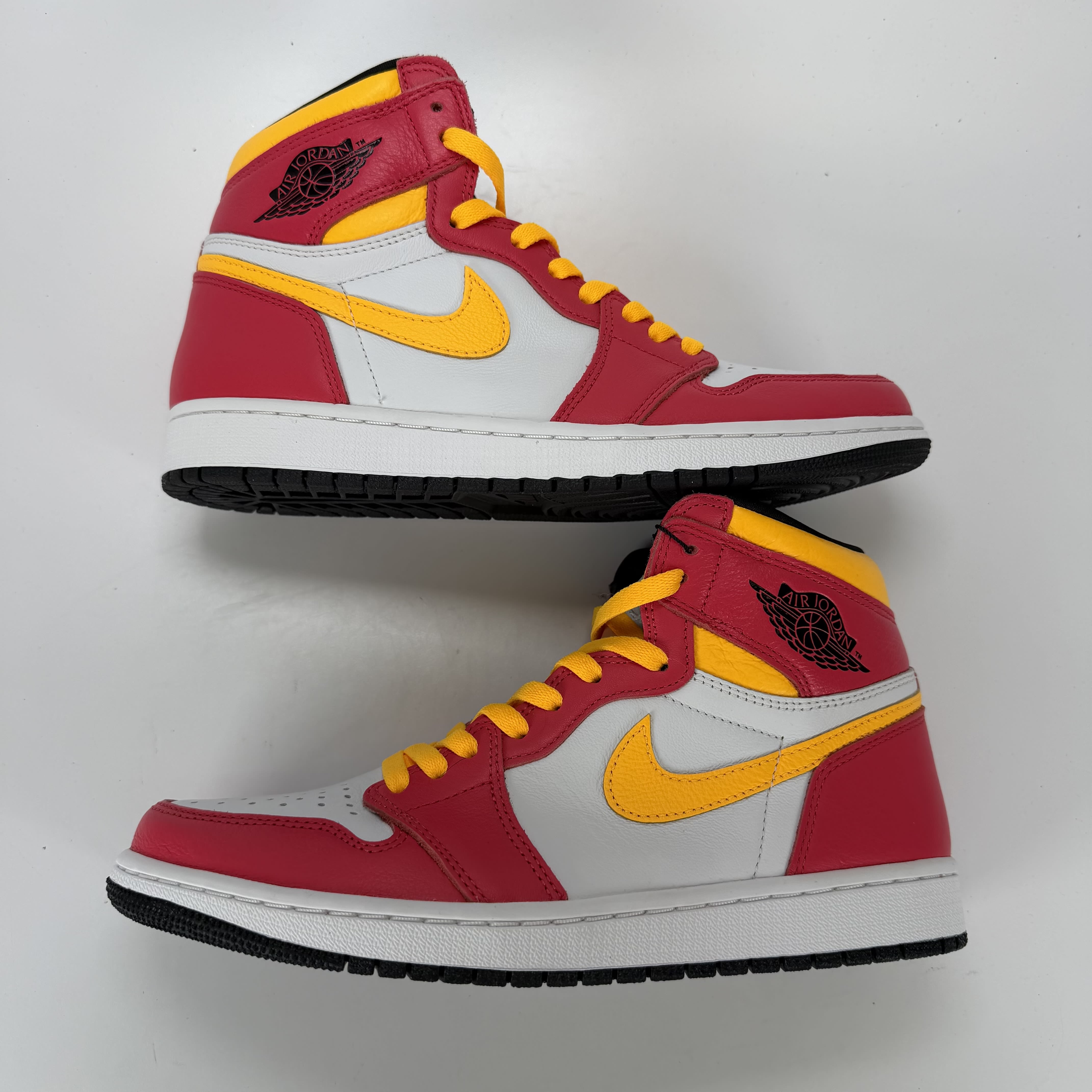 SP5711 Jordan 1 Retro High OG Light Fusion Red