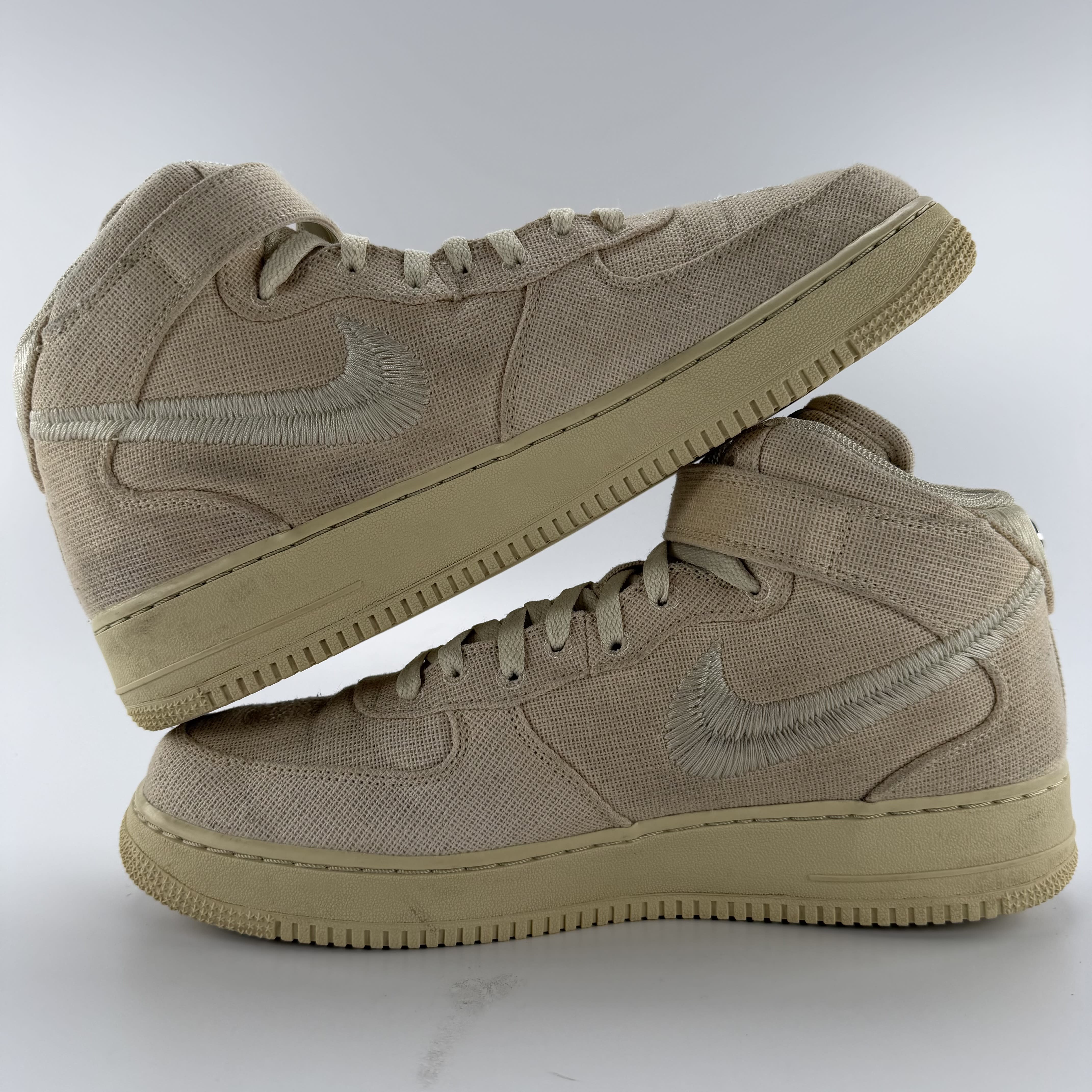 766852 Nike Air Force 1 Mid Stussy Fossil