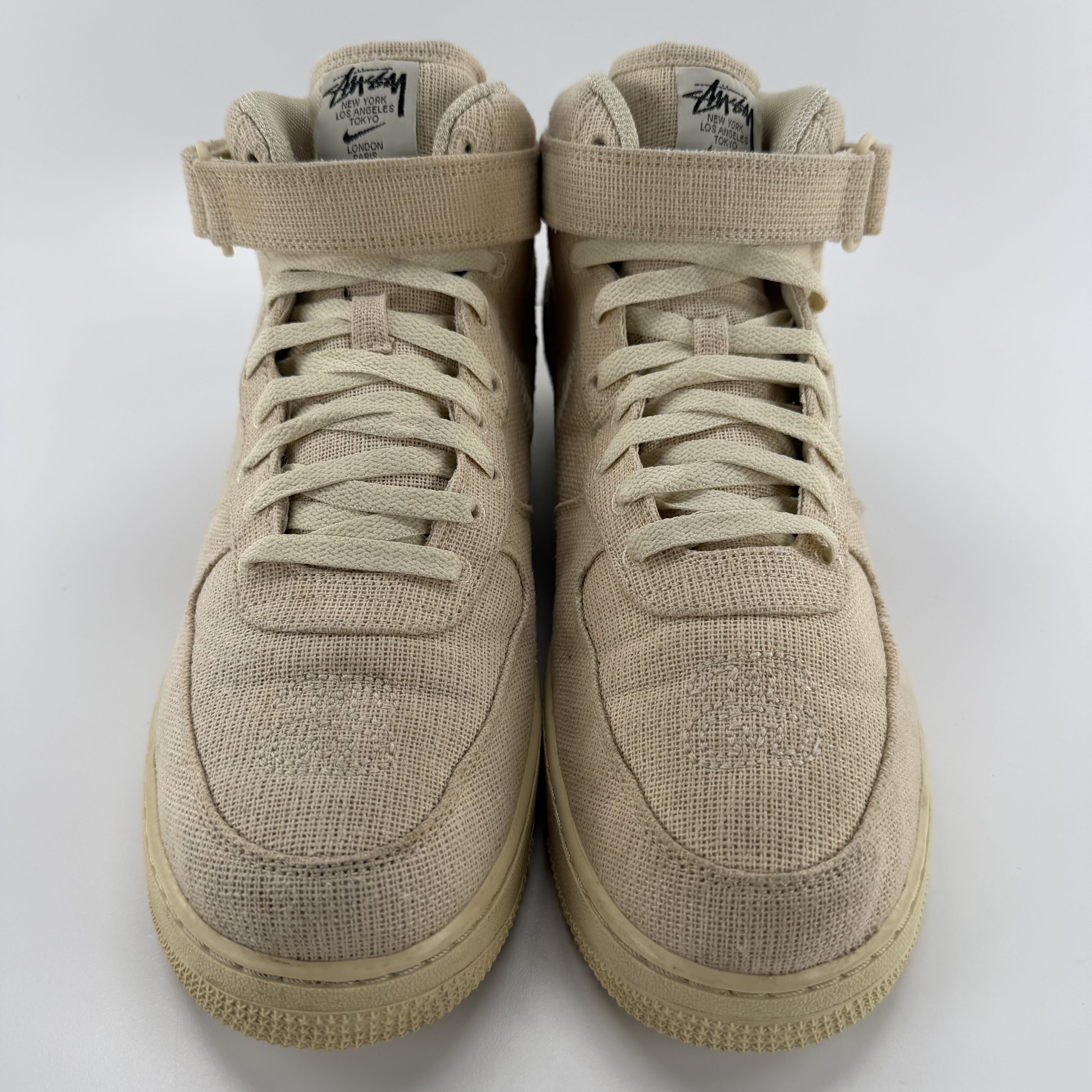 766852 Nike Air Force 1 Mid Stussy Fossil