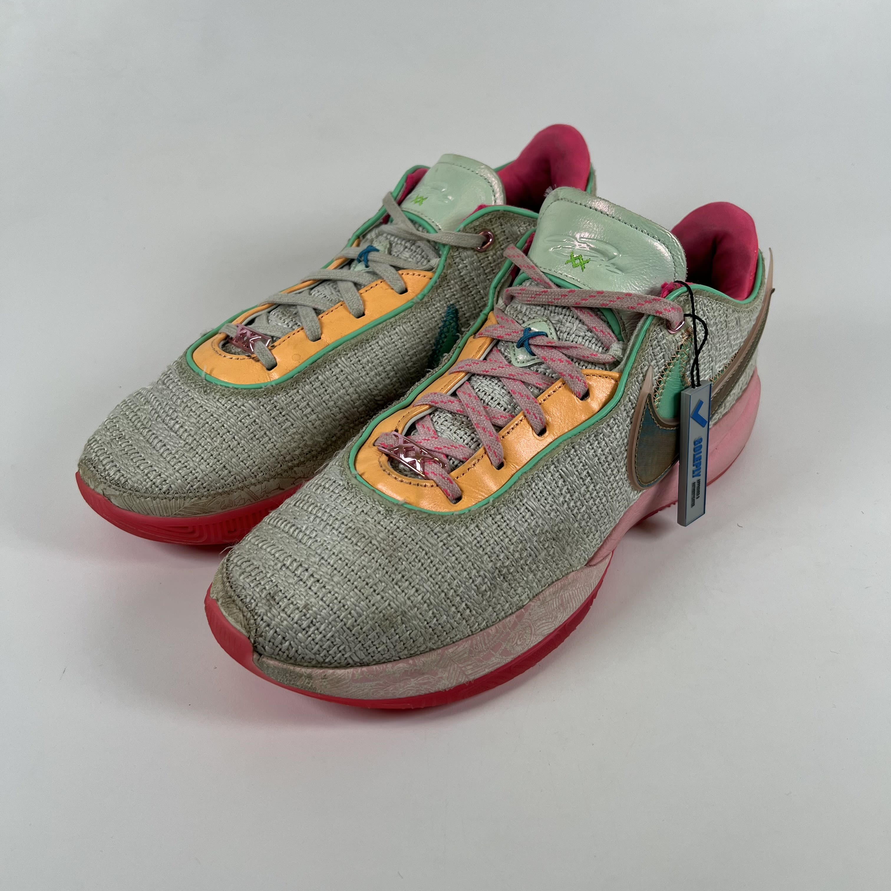 SP8980 Nike LeBron 20 Time Machine