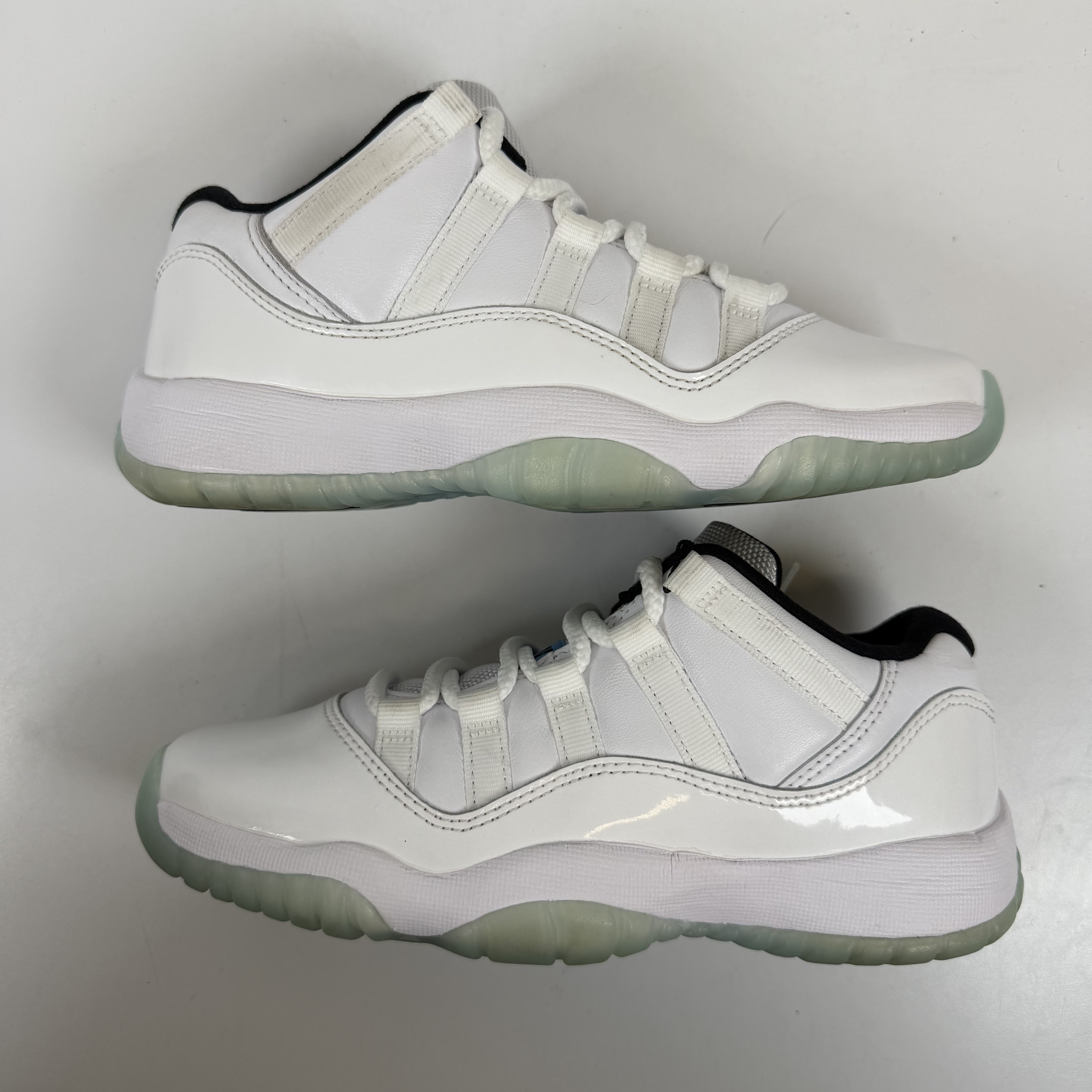 SP10971 Jordan 11 Retro Low Legend Blue (GS)