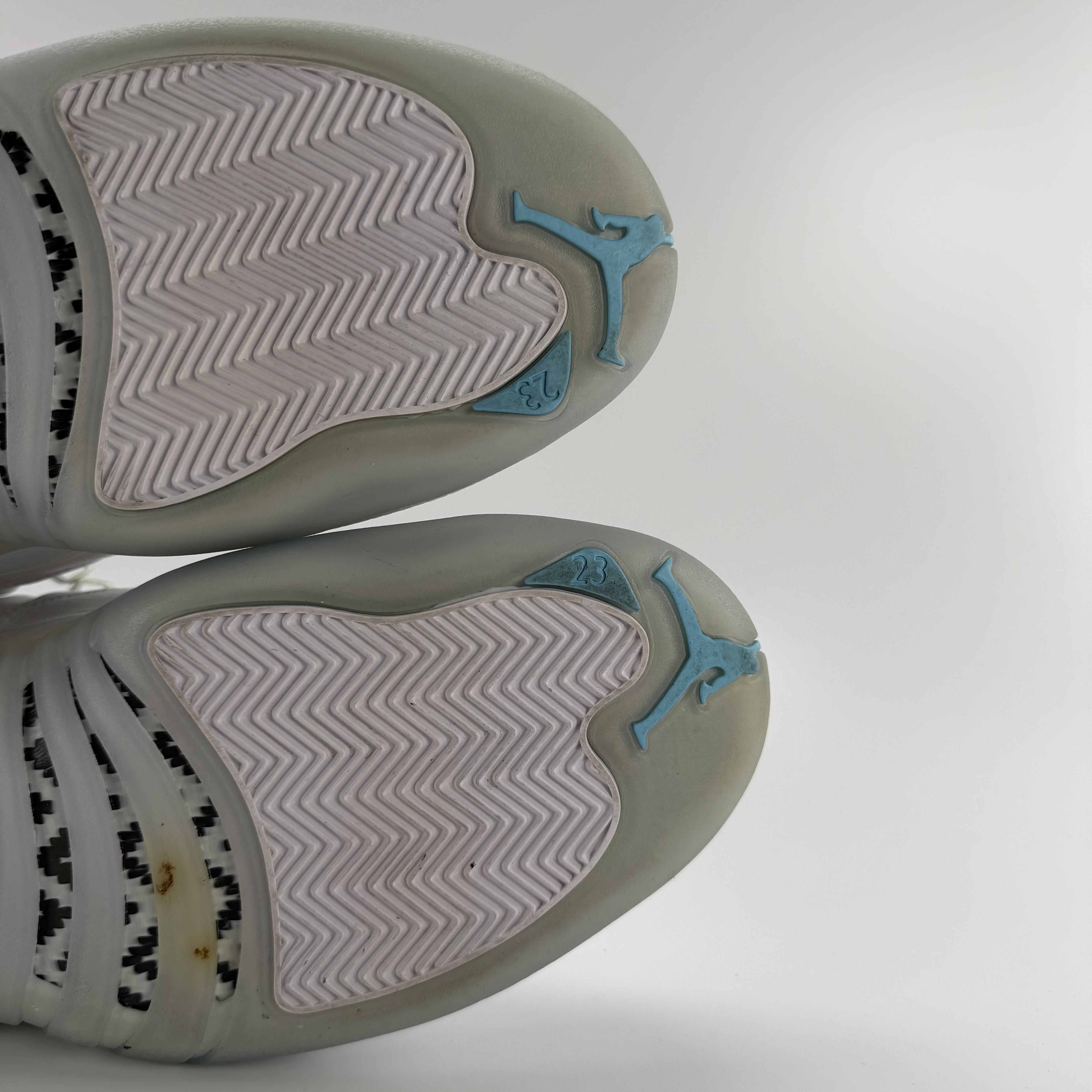 787780 Jordan 12 Retro Low Easter (2021)