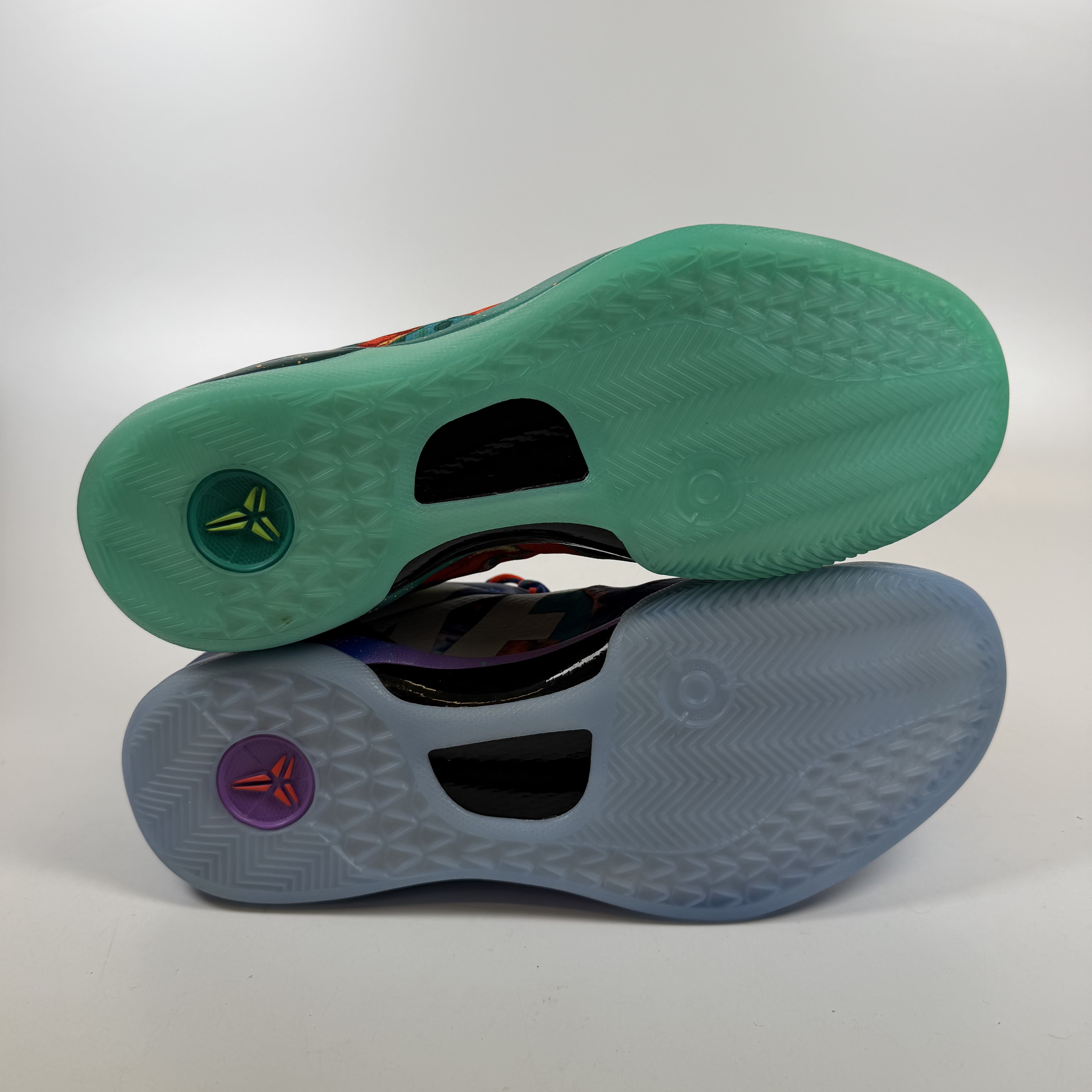 SP11912 Nike Kobe 8 Protro What The (2025)