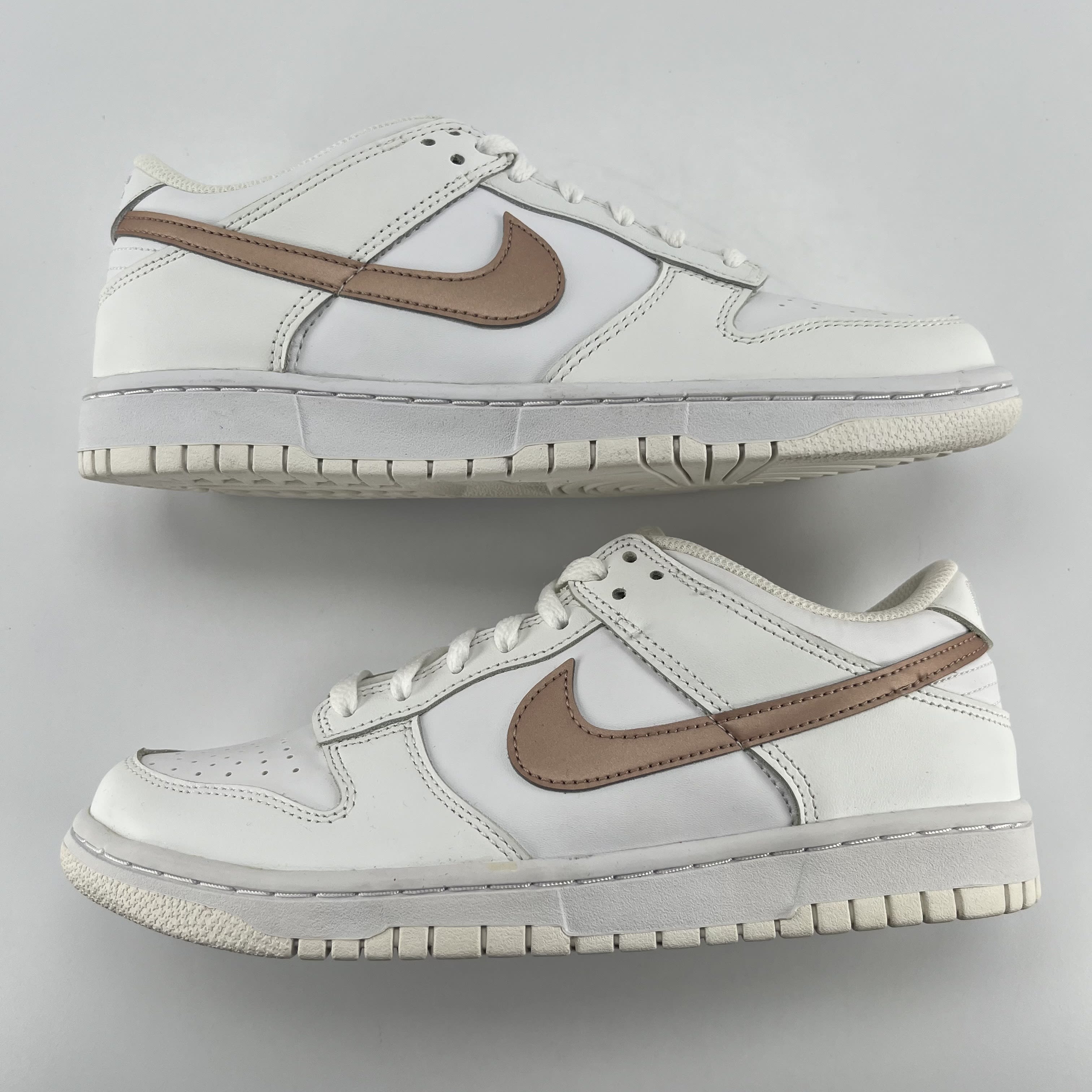 282912 Nike Dunk Low GS 'White Metallic Red Bronze'