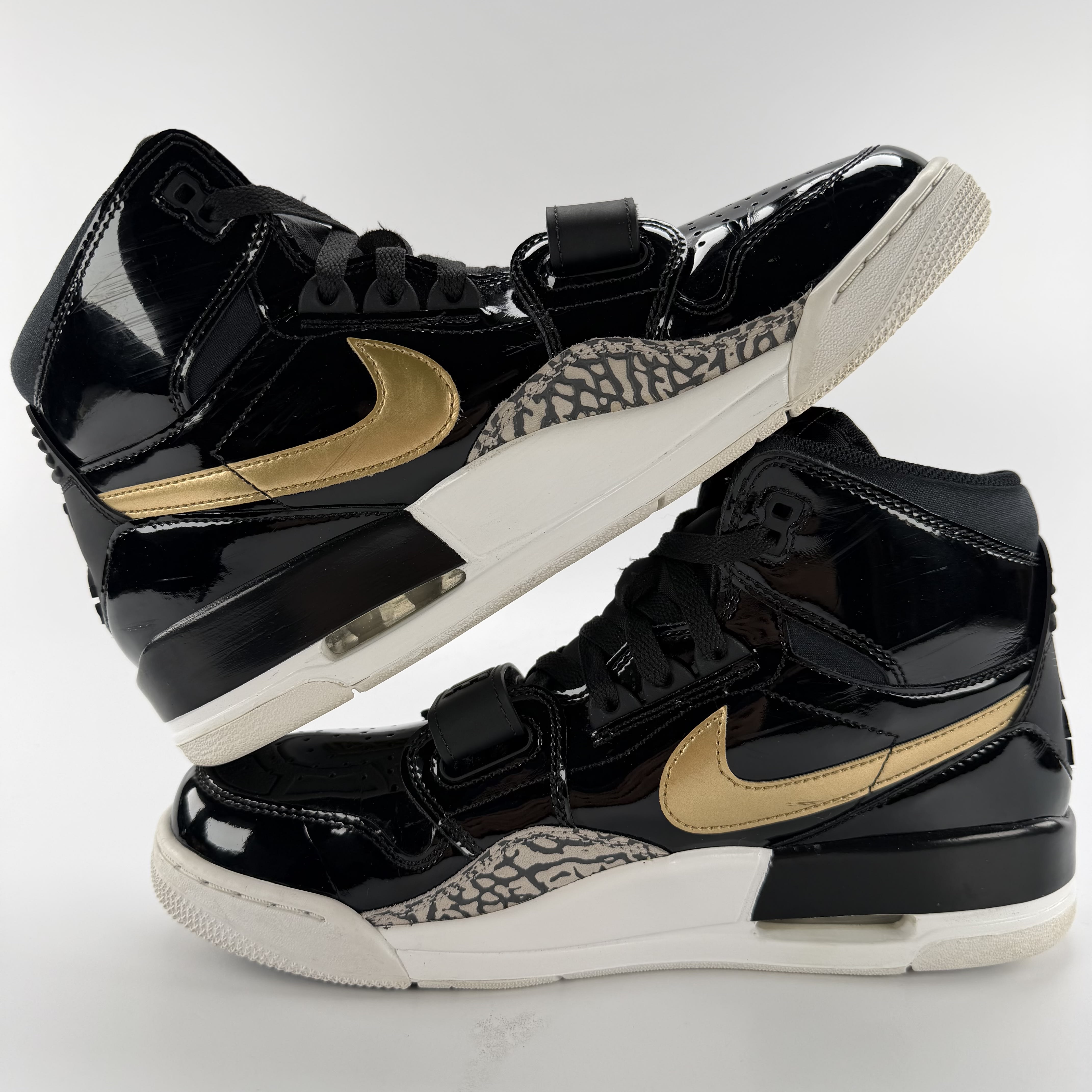 519148 Jordan Legacy 312 Black Gold Patent
