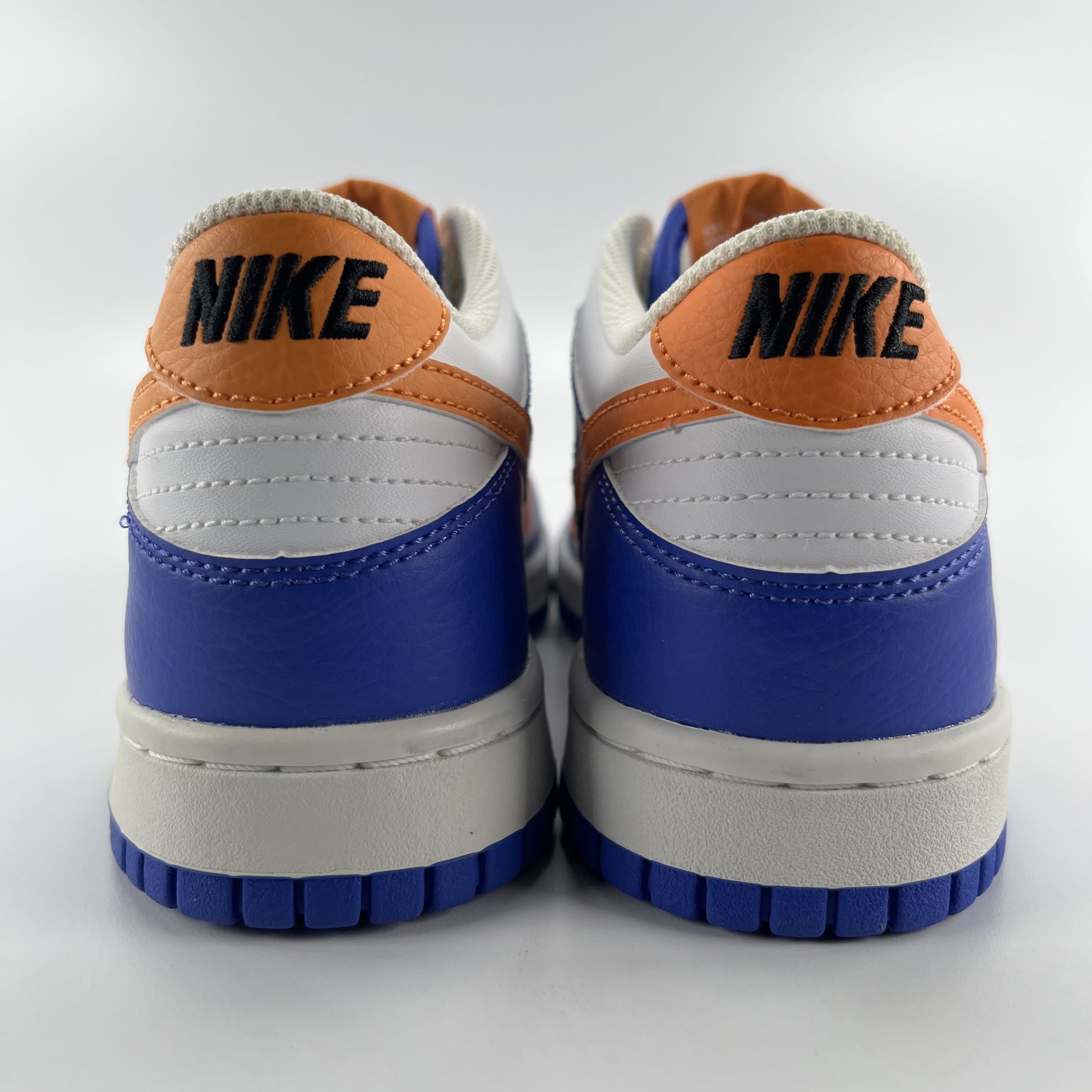 275737 Nike Dunk Low Knicks (GS)