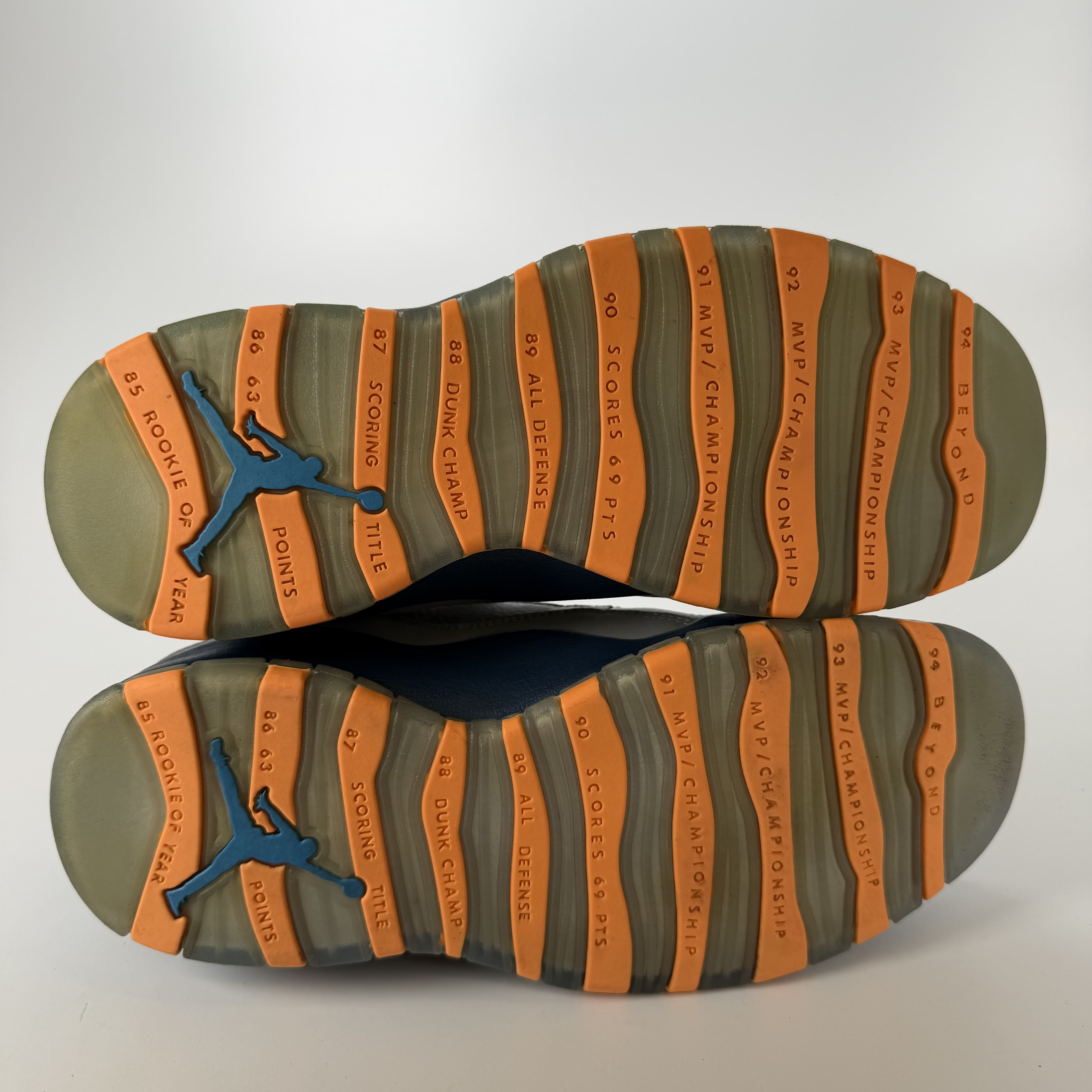 639032 Jordan 10 Retro Bobcats