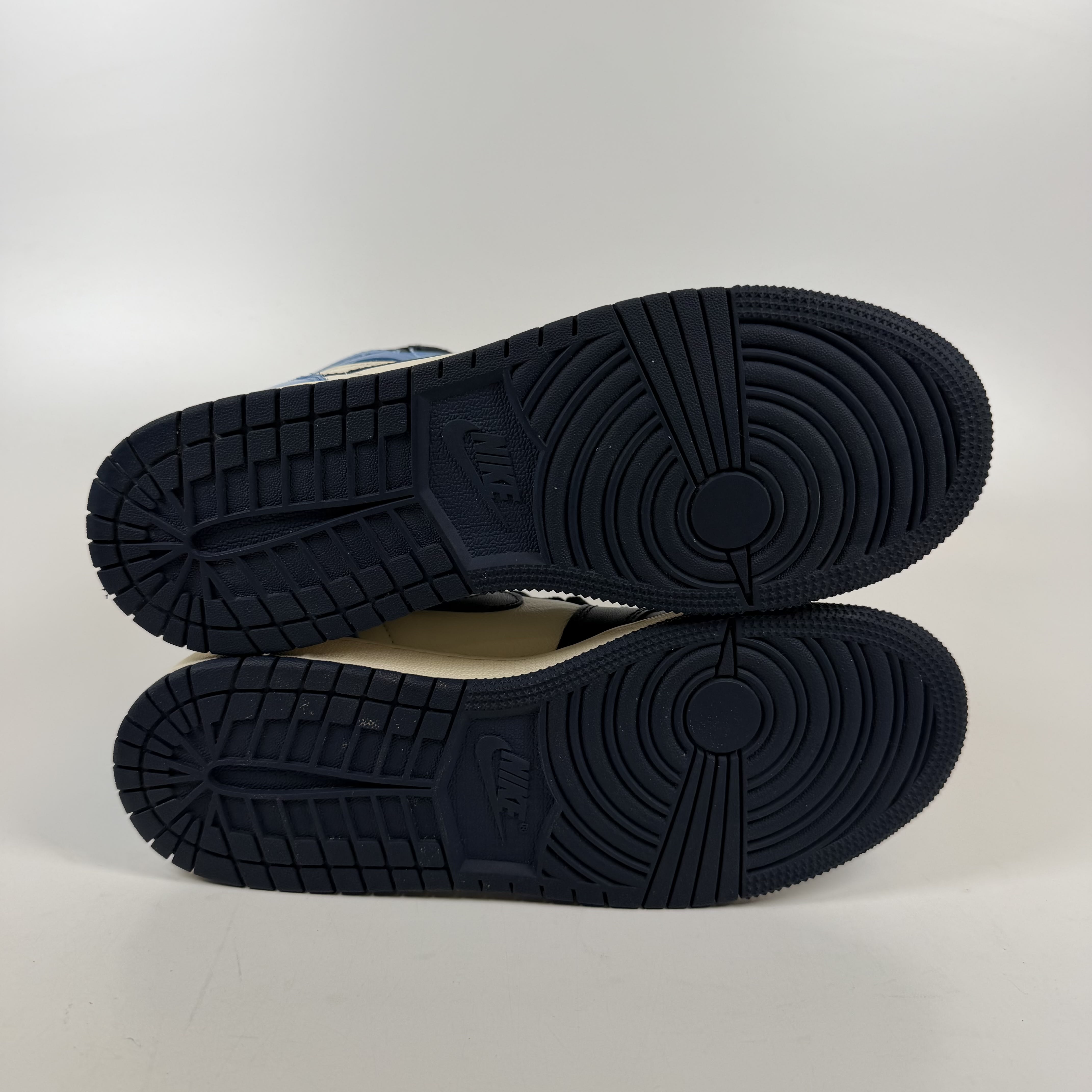 798760 Air Jordan 1 Retro High OG GS 'Obsidian'