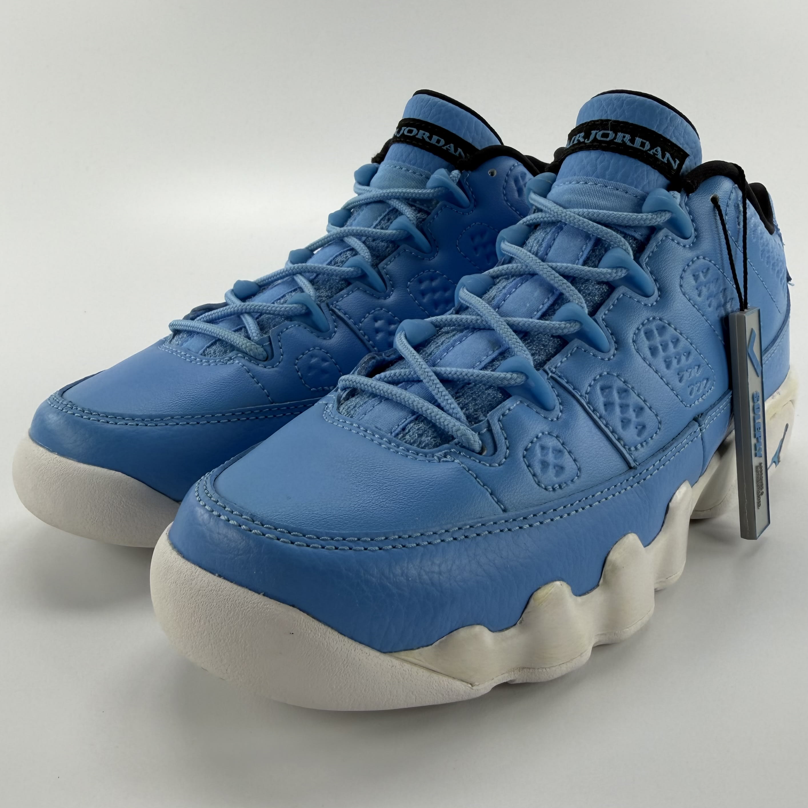 447005 Jordan 9 Retro Low Pantone (GS)