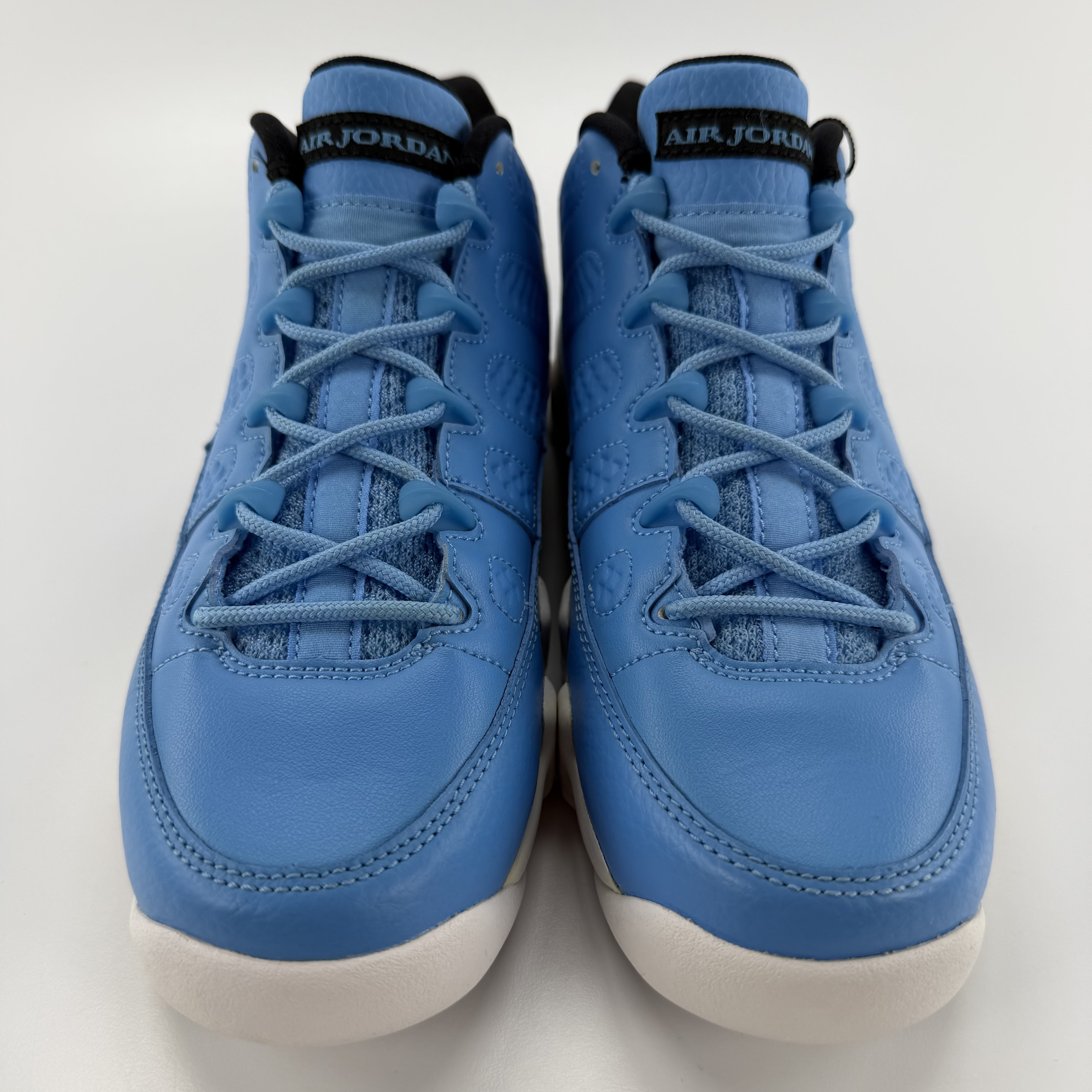 447005 Jordan 9 Retro Low Pantone (GS)