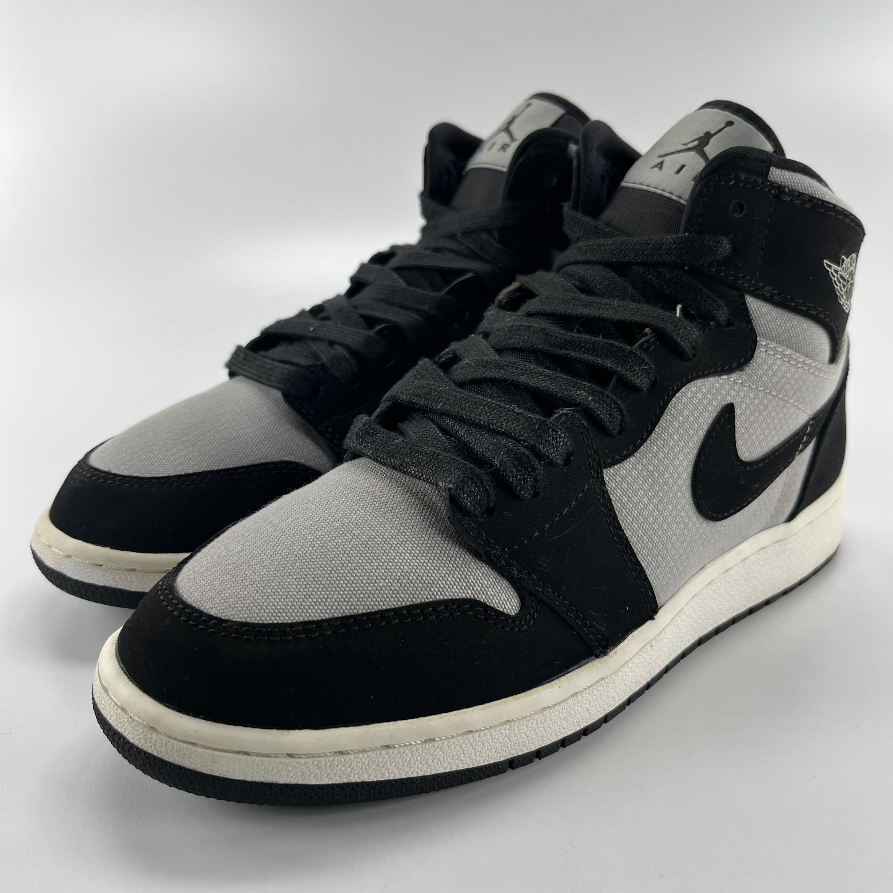 414699 Jordan 1 Retro High Premium Wolf Grey (GS)