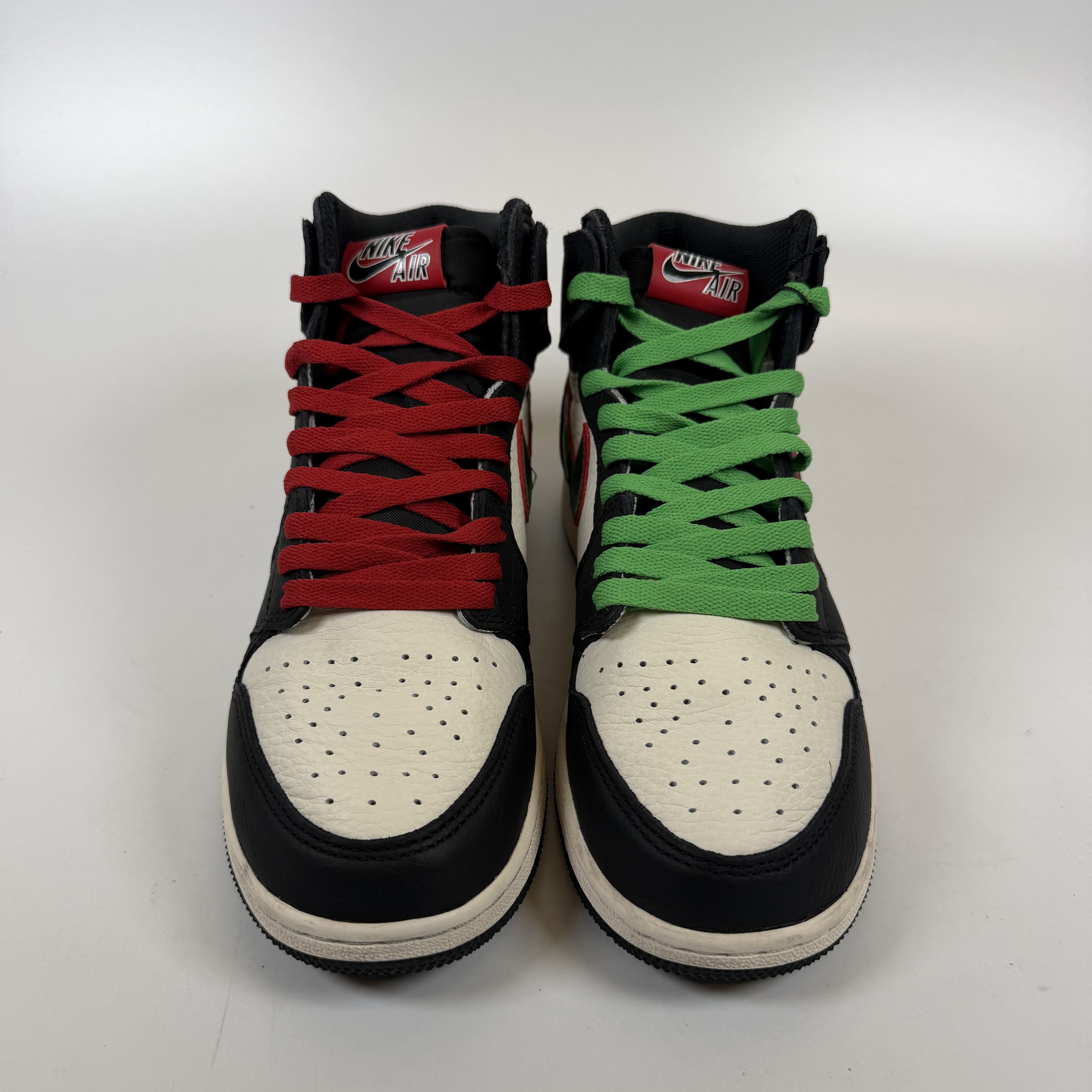 SP10789 Jordan 1 Retro High Sports Illustrated (A Star Is Born) (GS)