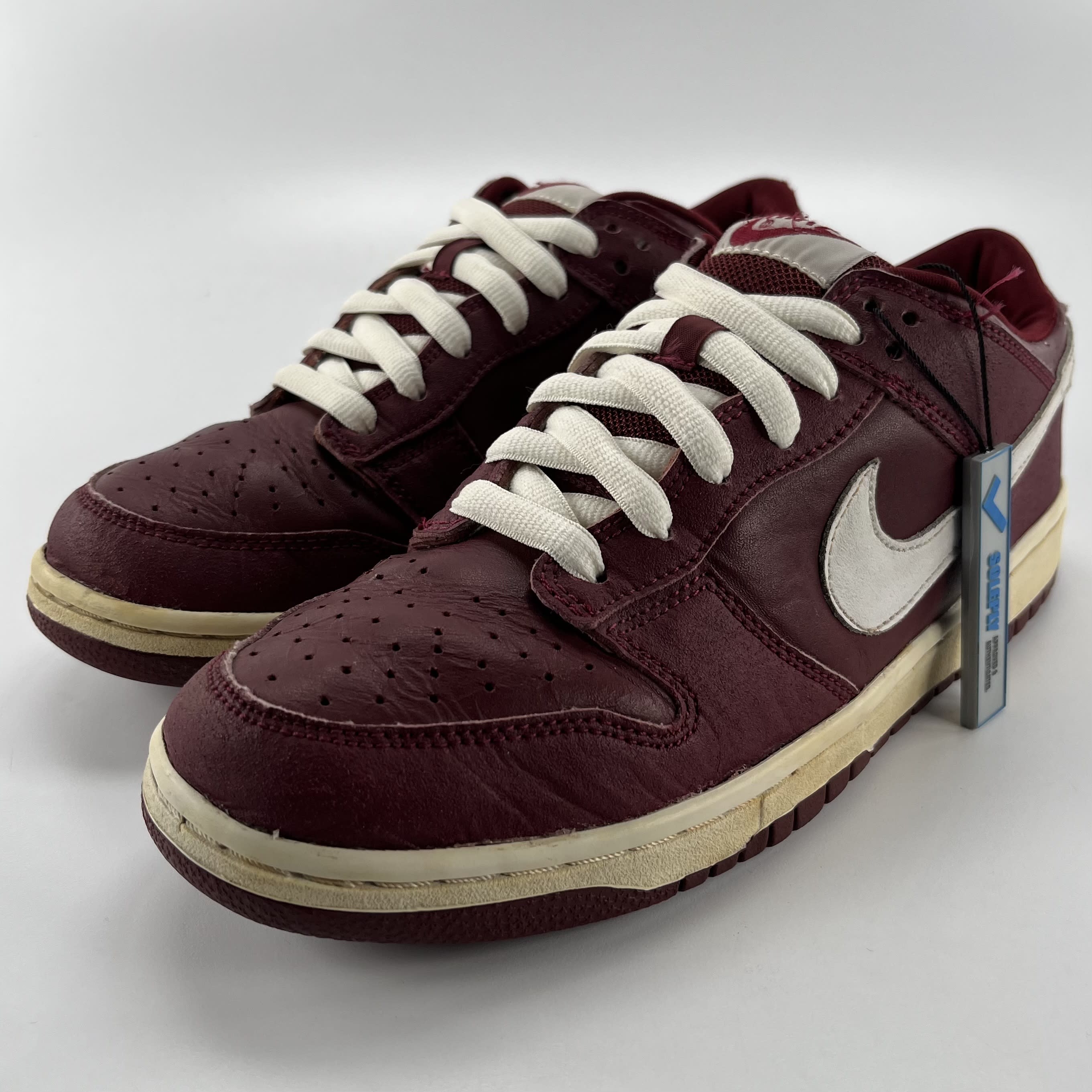 779852 Nike Dunk Low Pro B 'Team Red'