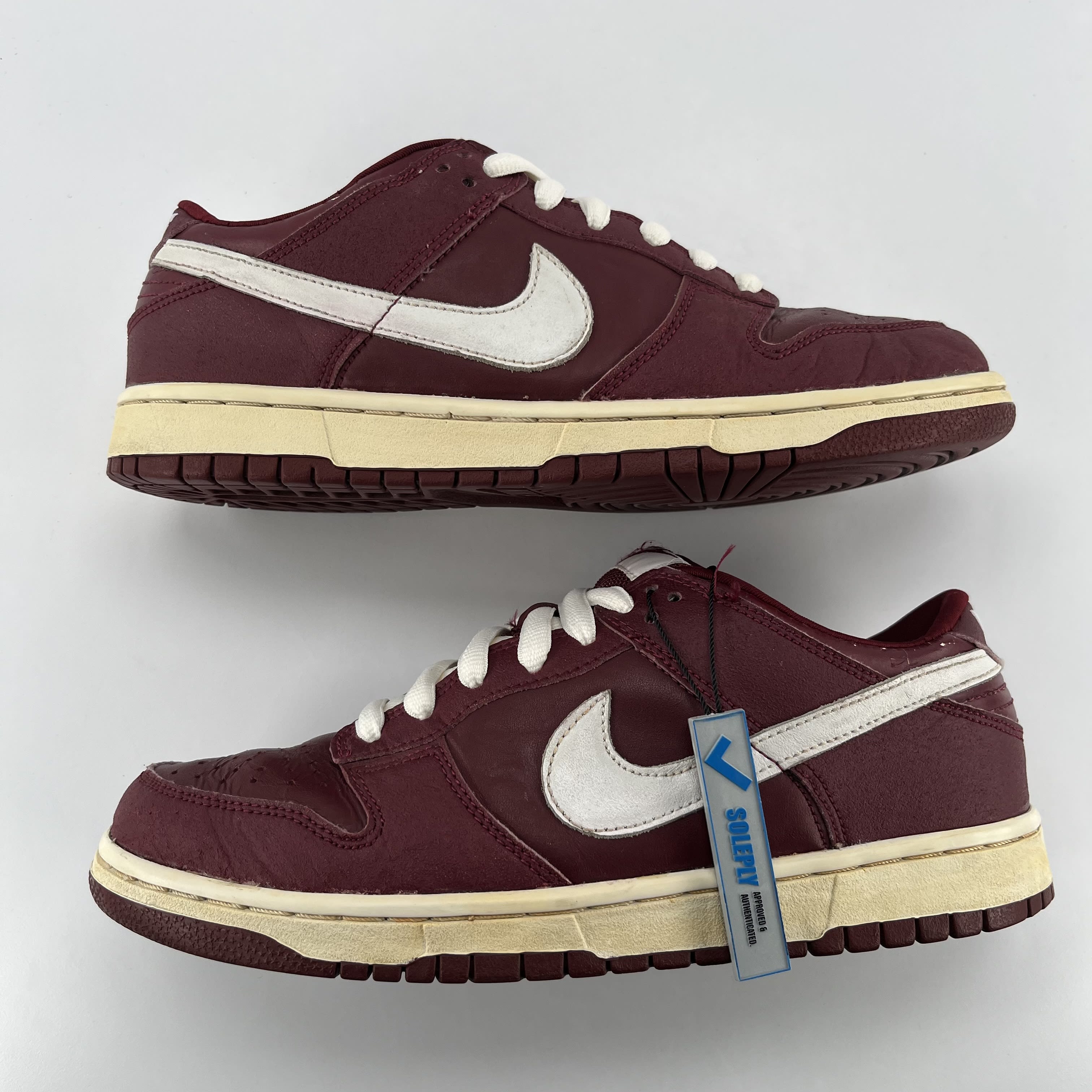 779852 Nike Dunk Low Pro B 'Team Red'