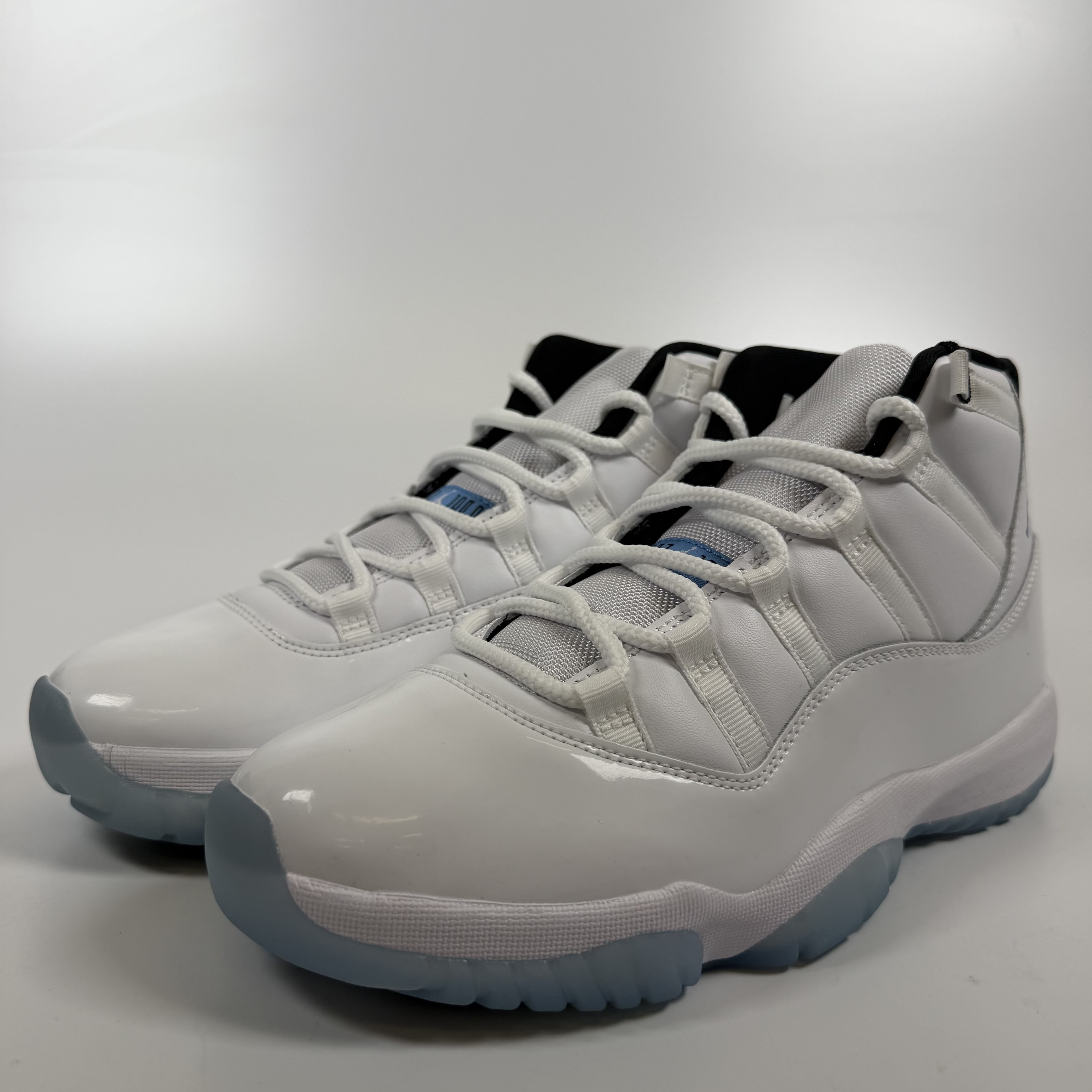 SP4871 Jordan 11 Retro Legend Blue (2024)