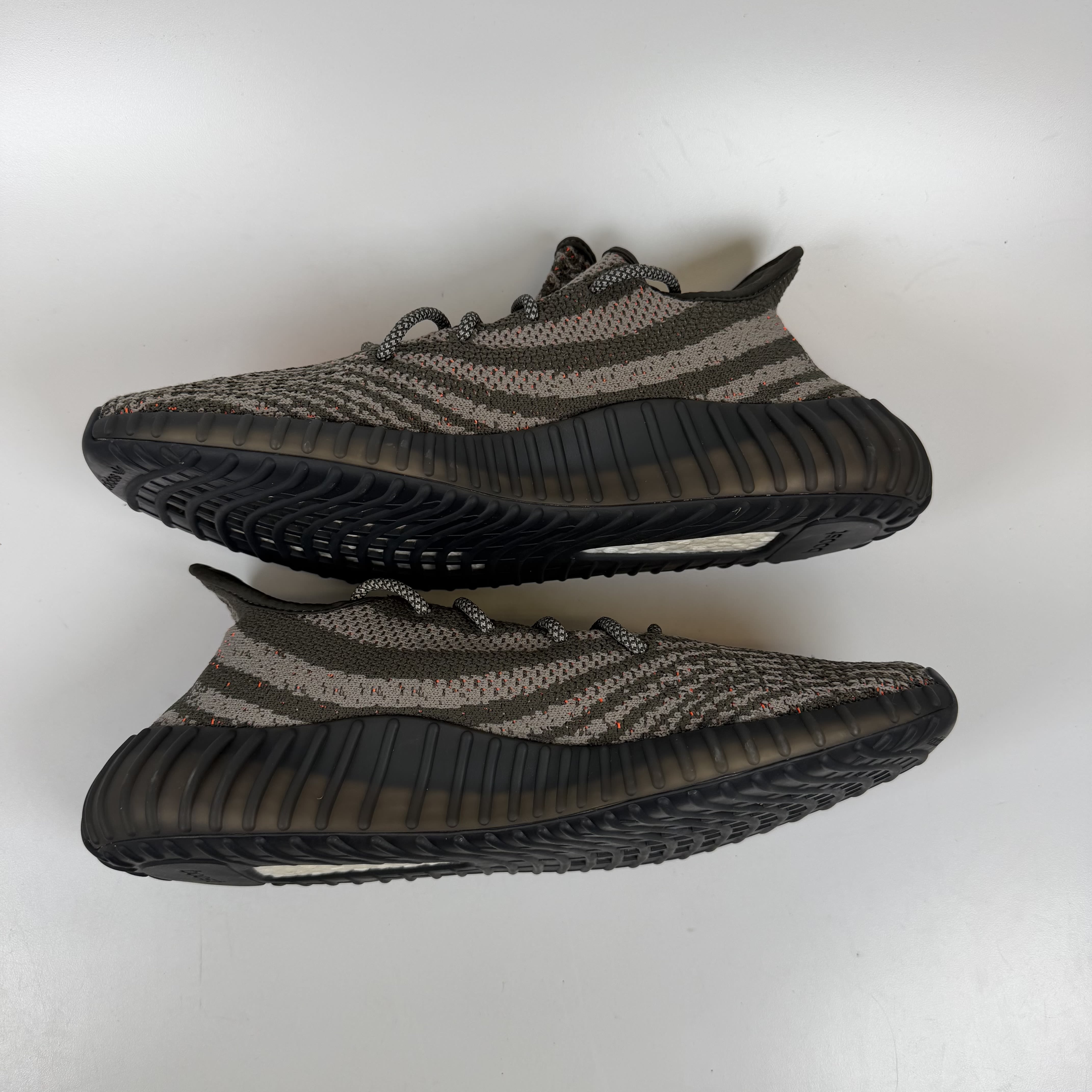 SP11102 adidas Yeezy Boost 350 V2 Carbon Beluga