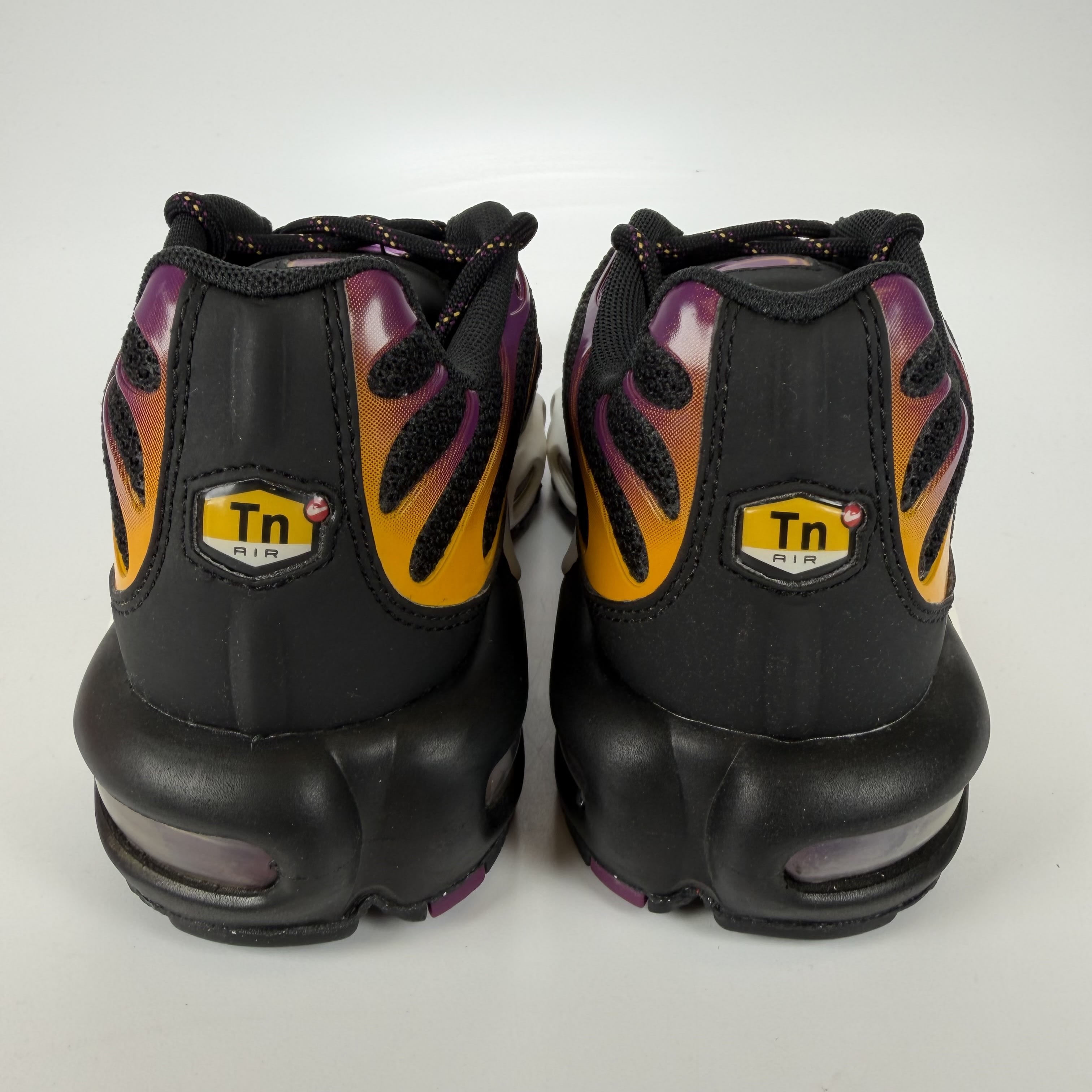 SP6340 Nike Air Max Plus University Gold Viotech Purple