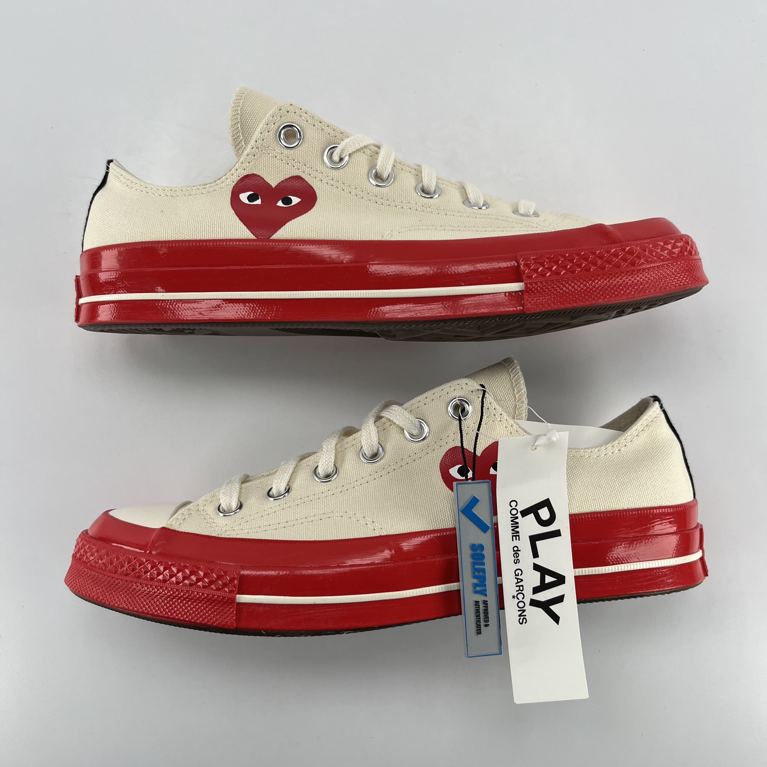 779295 Comme des Garcons PLAY Converse Chuck Taylor All Star 70 Ox White Egret Red Midsole