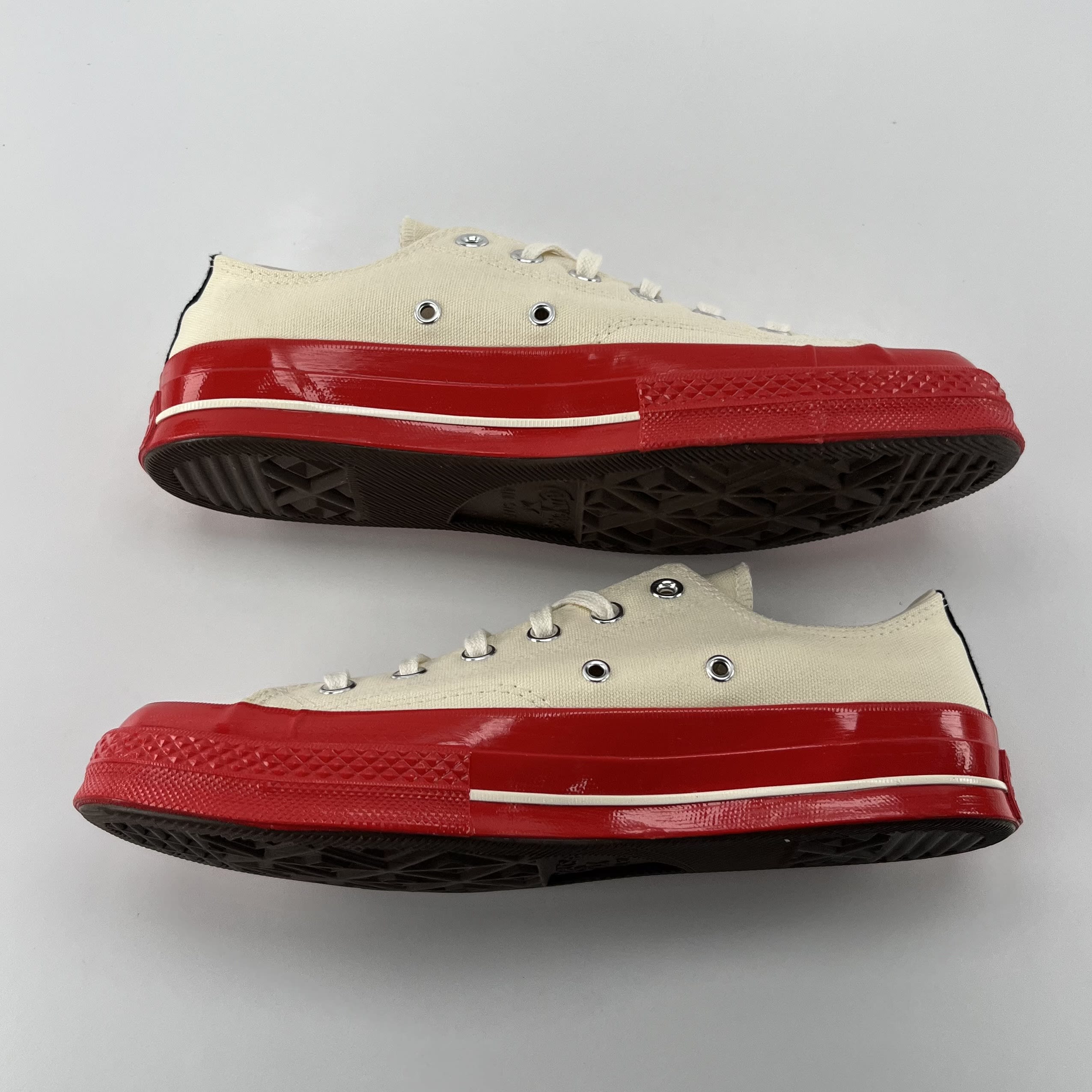 779295 Comme des Garcons PLAY Converse Chuck Taylor All Star 70 Ox White Egret Red Midsole