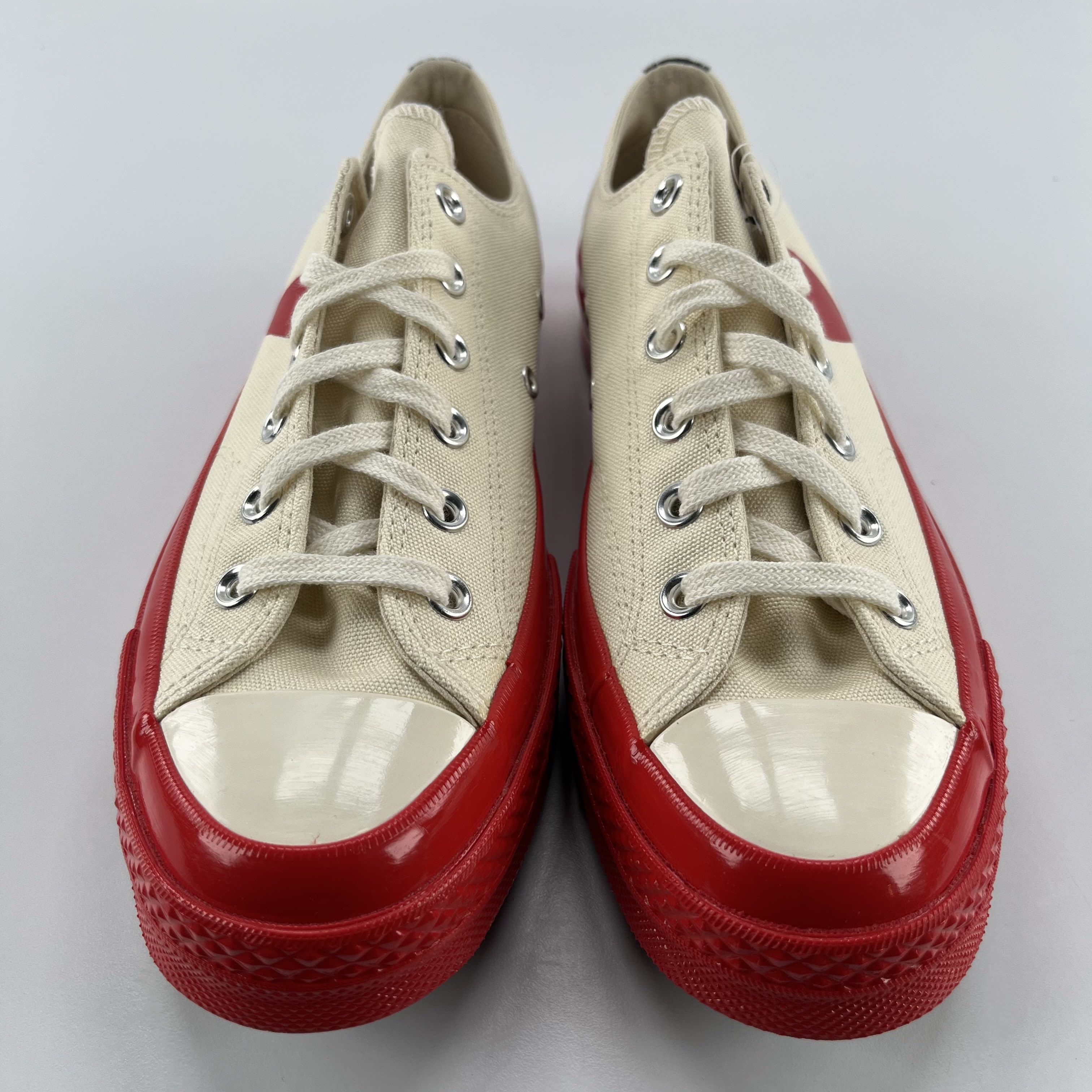 779295 Comme des Garcons PLAY Converse Chuck Taylor All Star 70 Ox White Egret Red Midsole