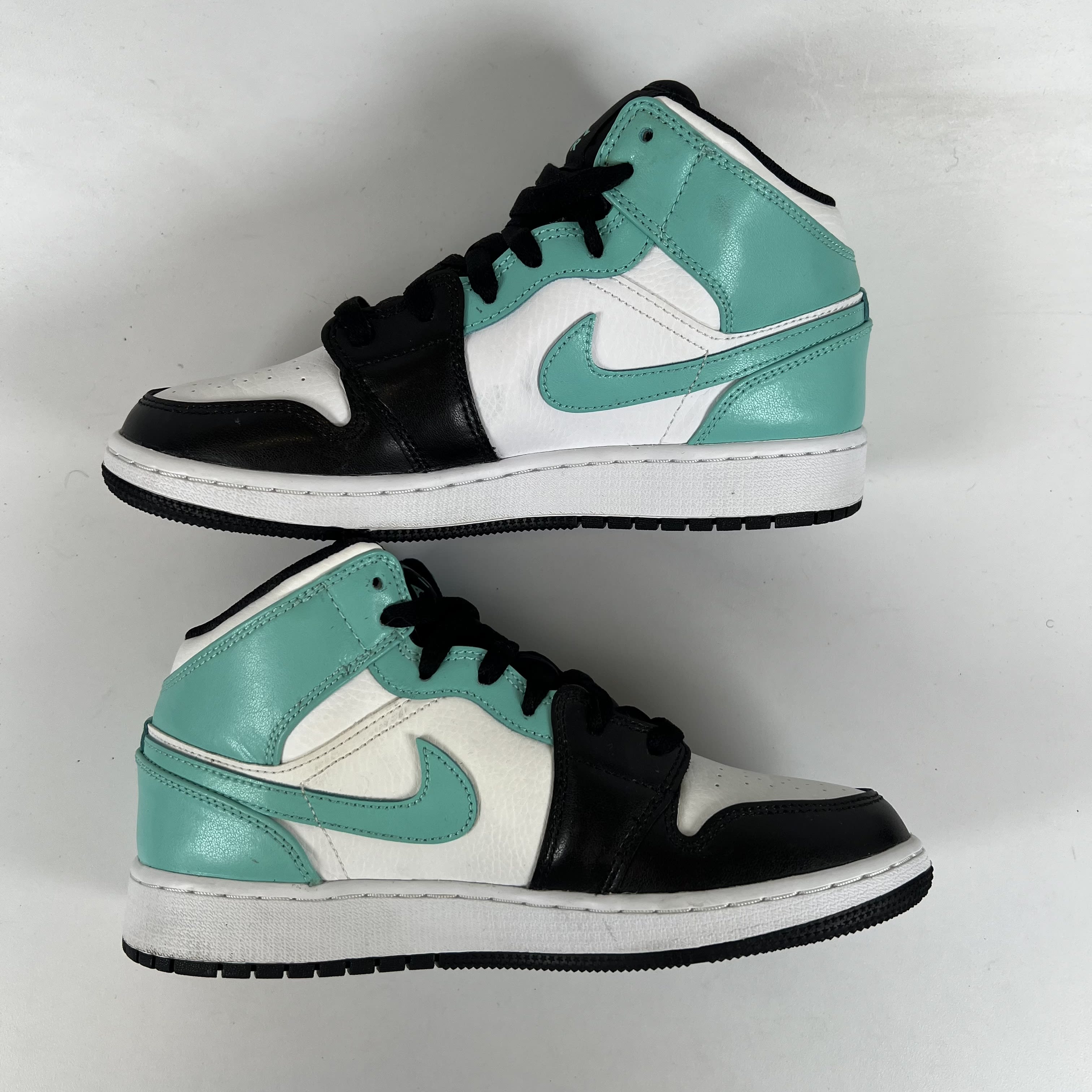 SP9860 Jordan 1 Mid Tropical Twist Igloo (GS)