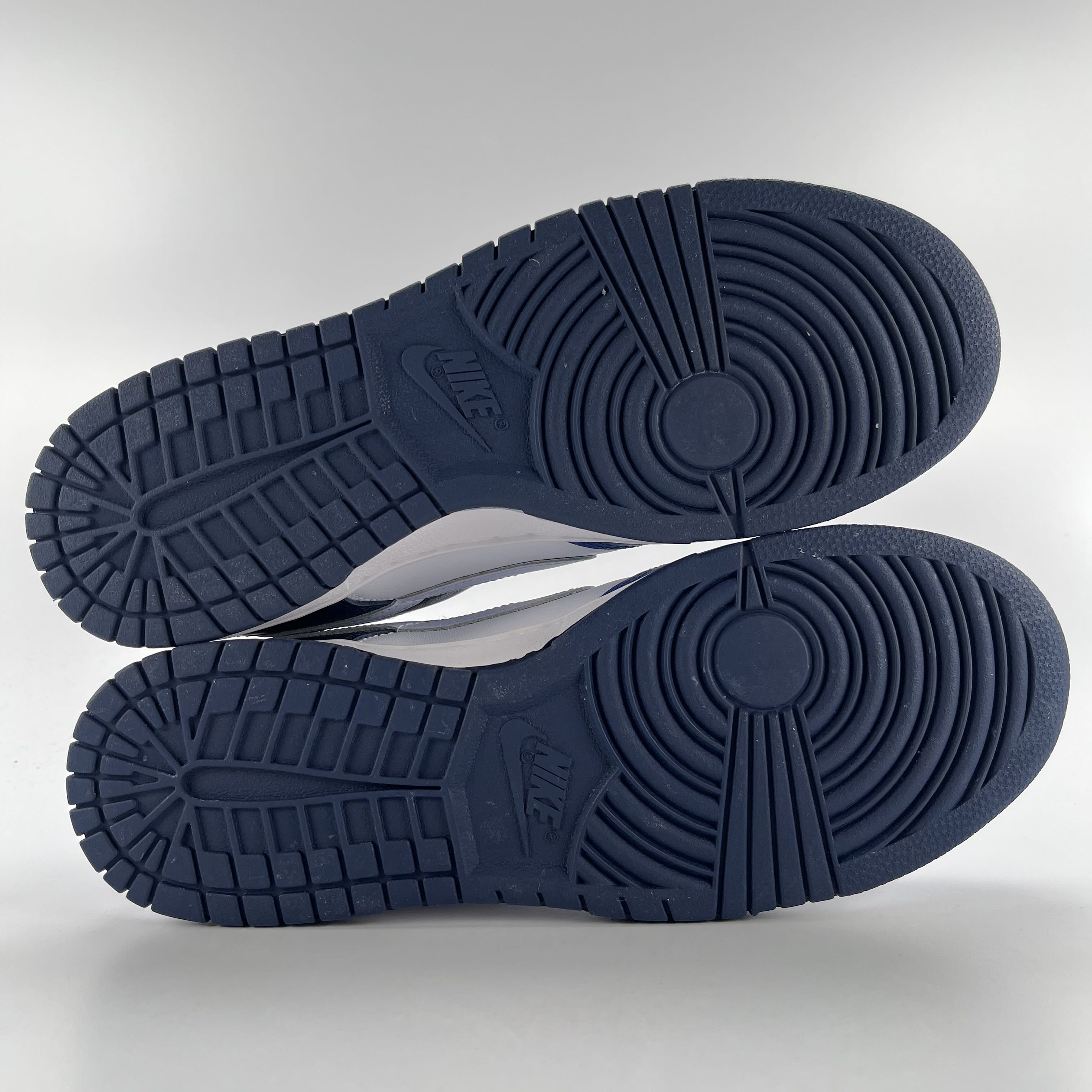 268796 Nike Dunk Low Game Royal Navy