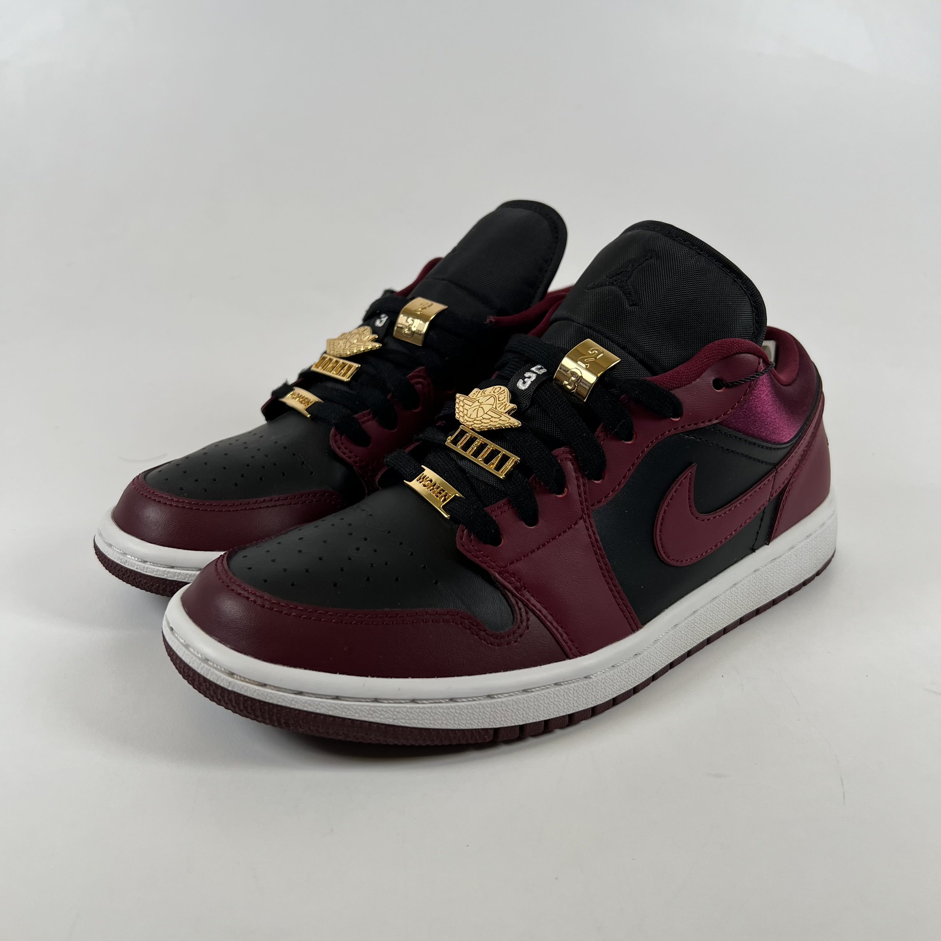 SP10018 Jordan 1 Low Dark Beetroot Black (Women's)