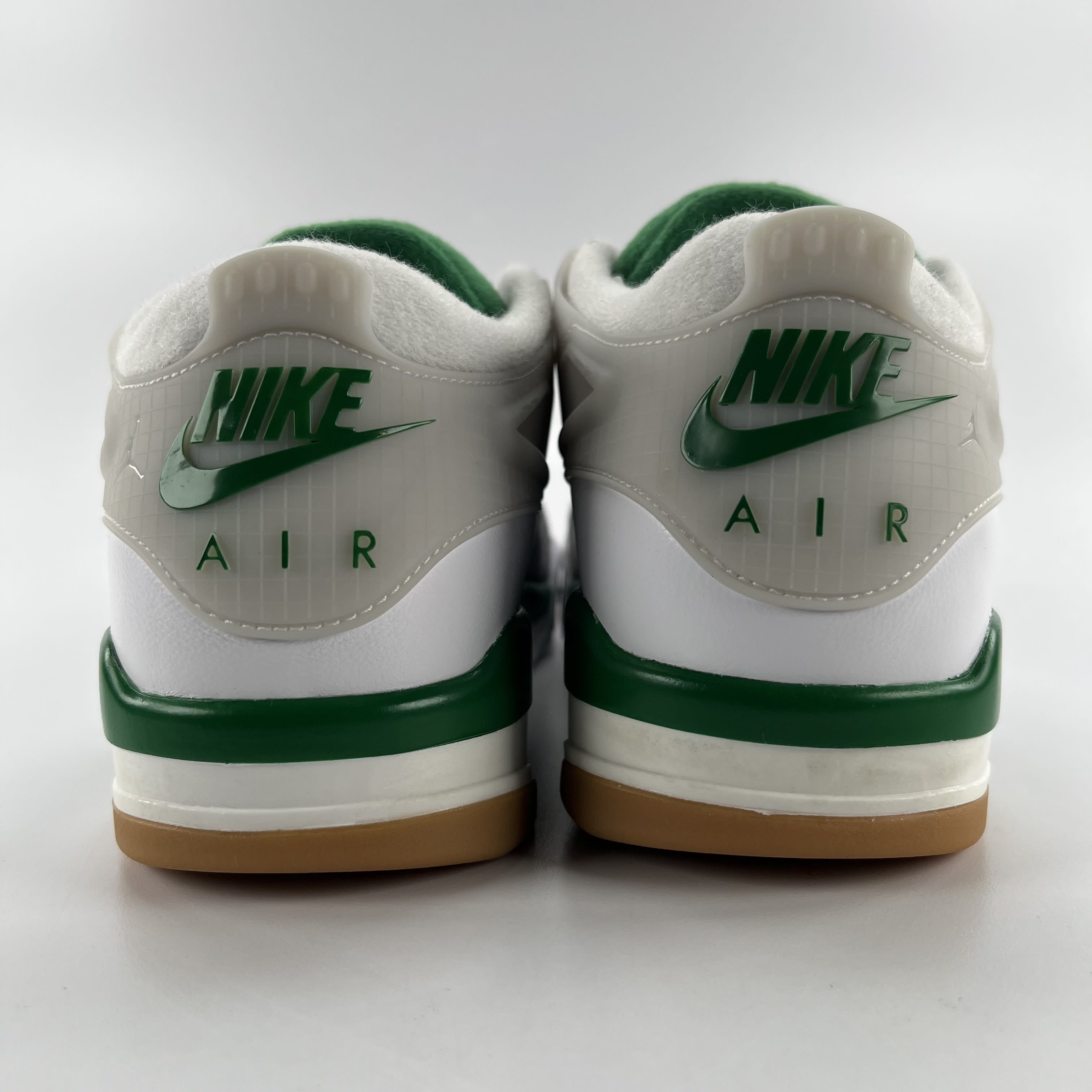 633034 Jordan 4 RM Pine Green