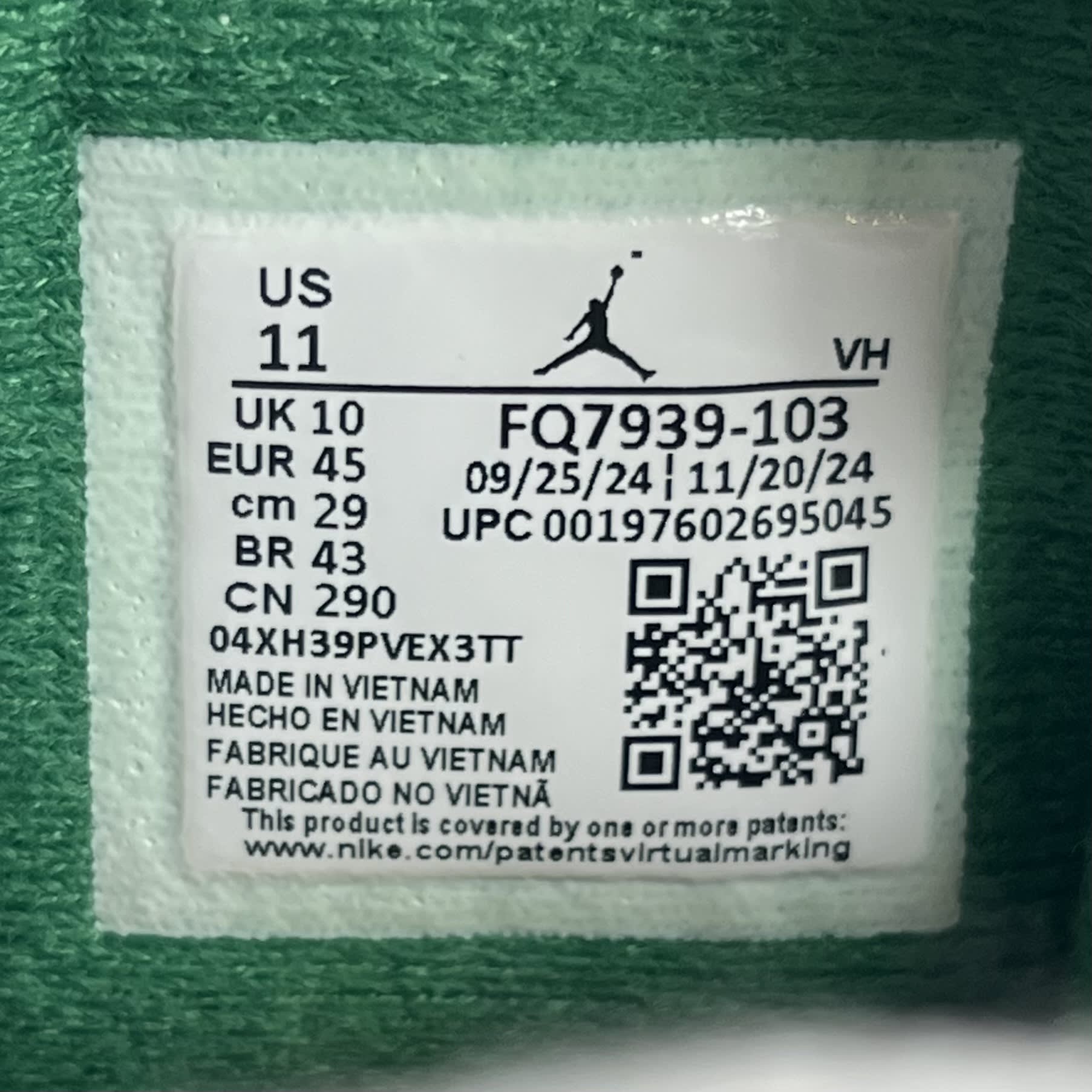 633034 Jordan 4 RM Pine Green