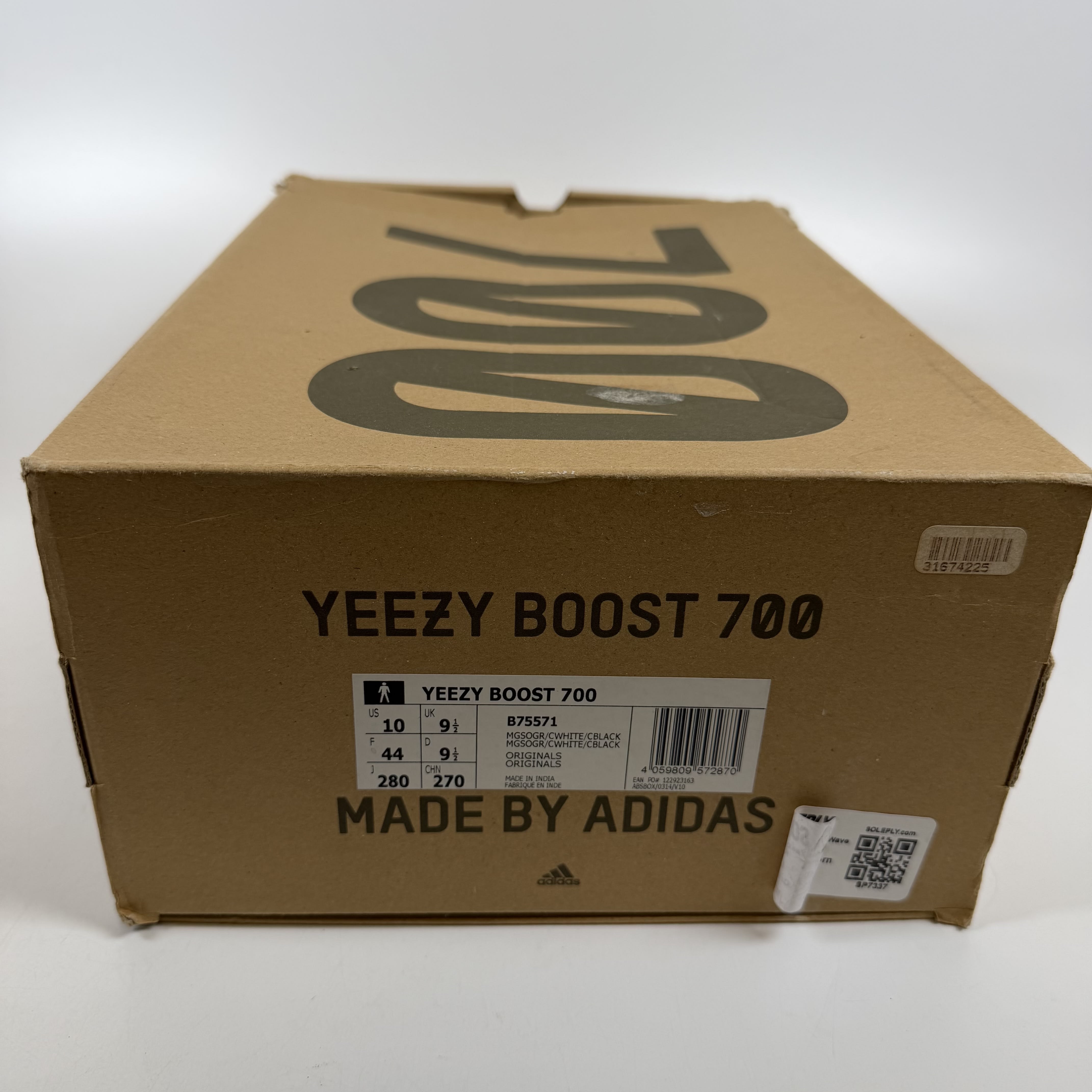 SP7337 adidas Yeezy Boost 700 Wave Runner