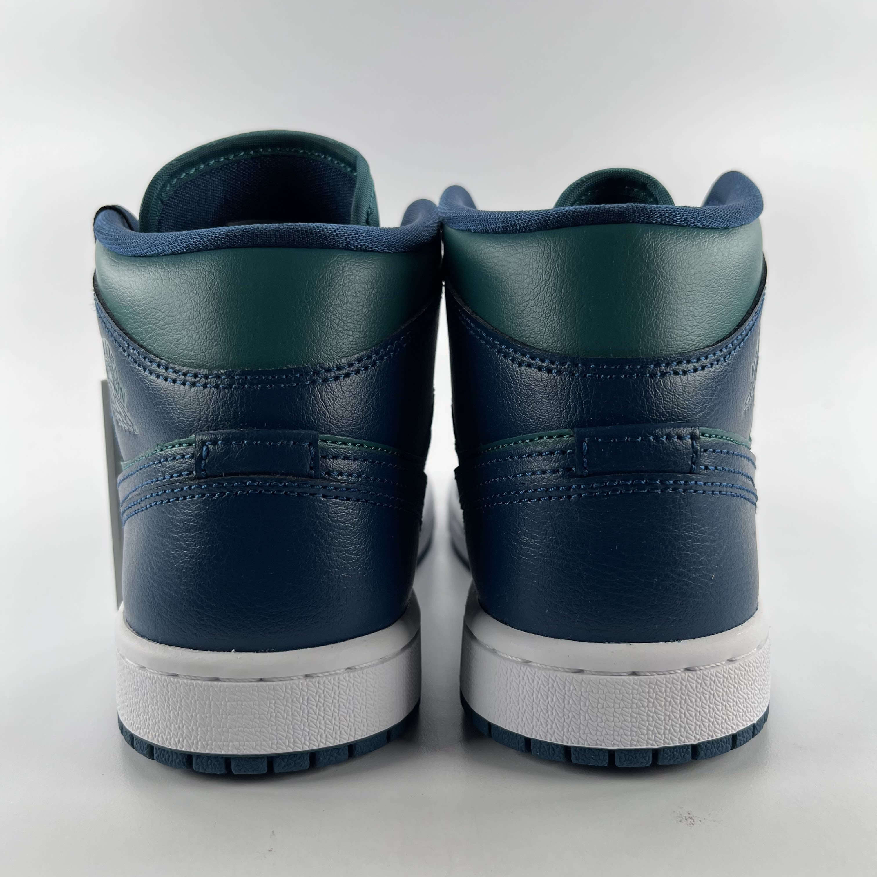339841 Jordan 1 Mid Teal French Blue (Women's)