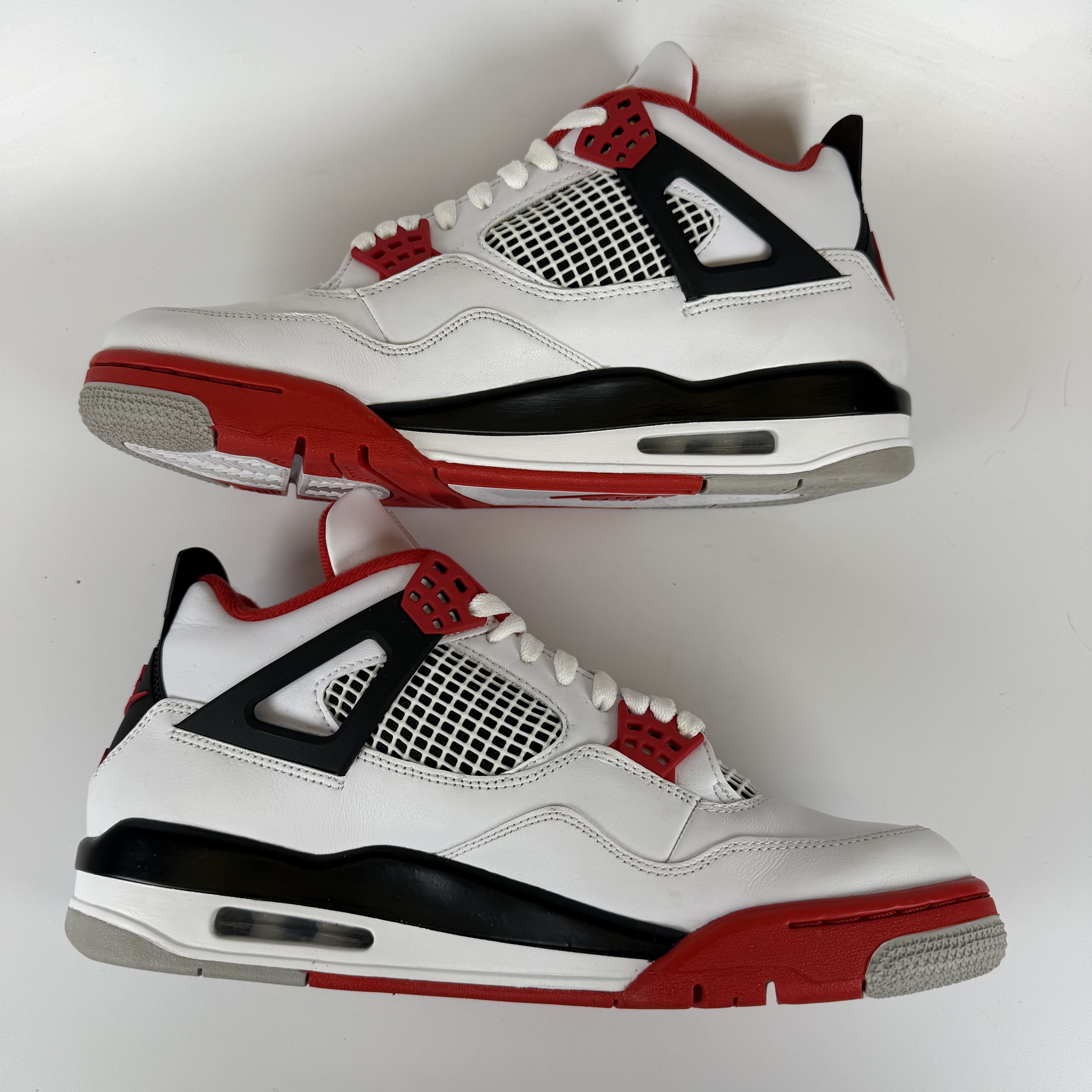 SP5753 Jordan 4 Retro Fire Red (2020)