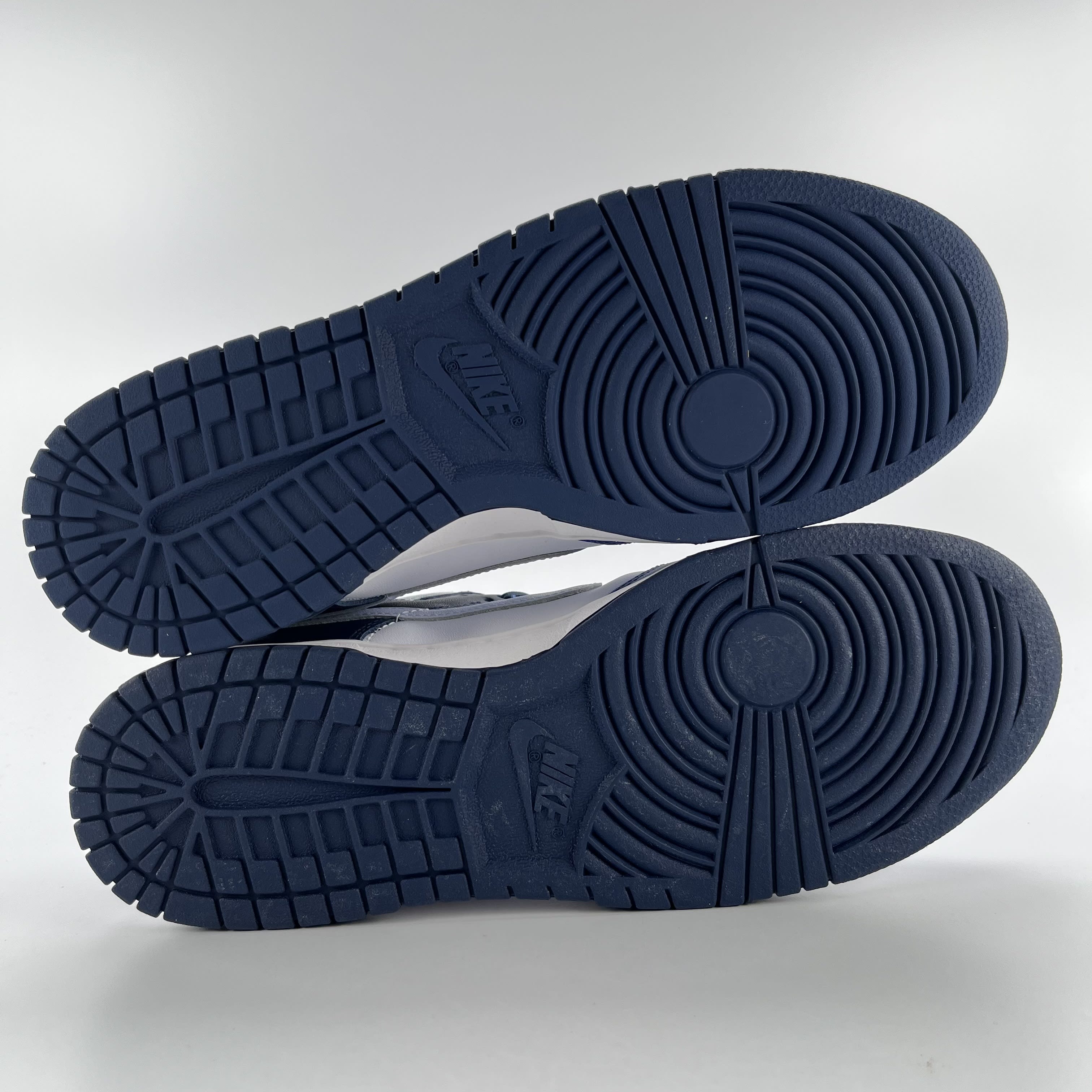 268803 Nike Dunk Low Game Royal Navy