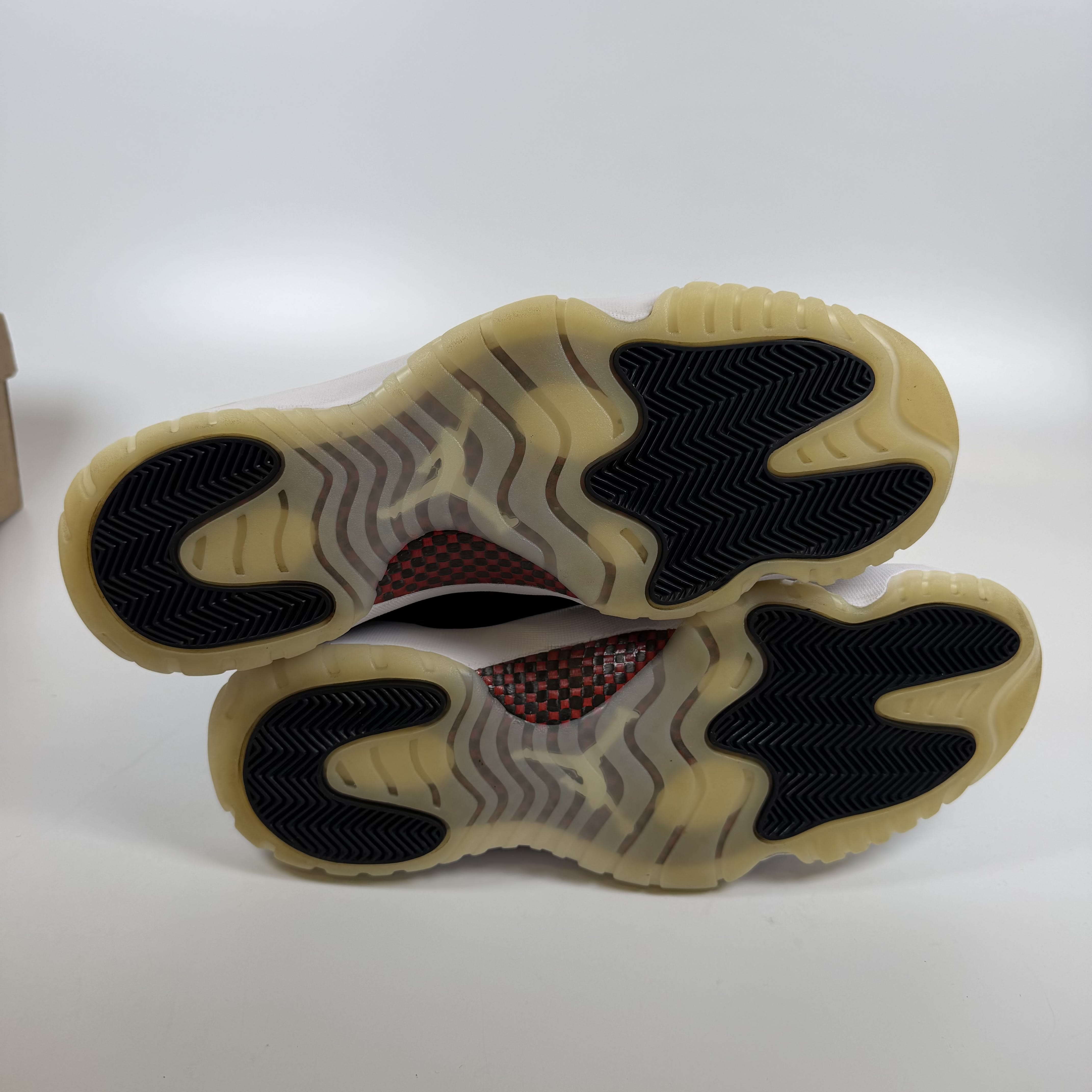 SP7361 Jordan 11 Retro Low 72-10