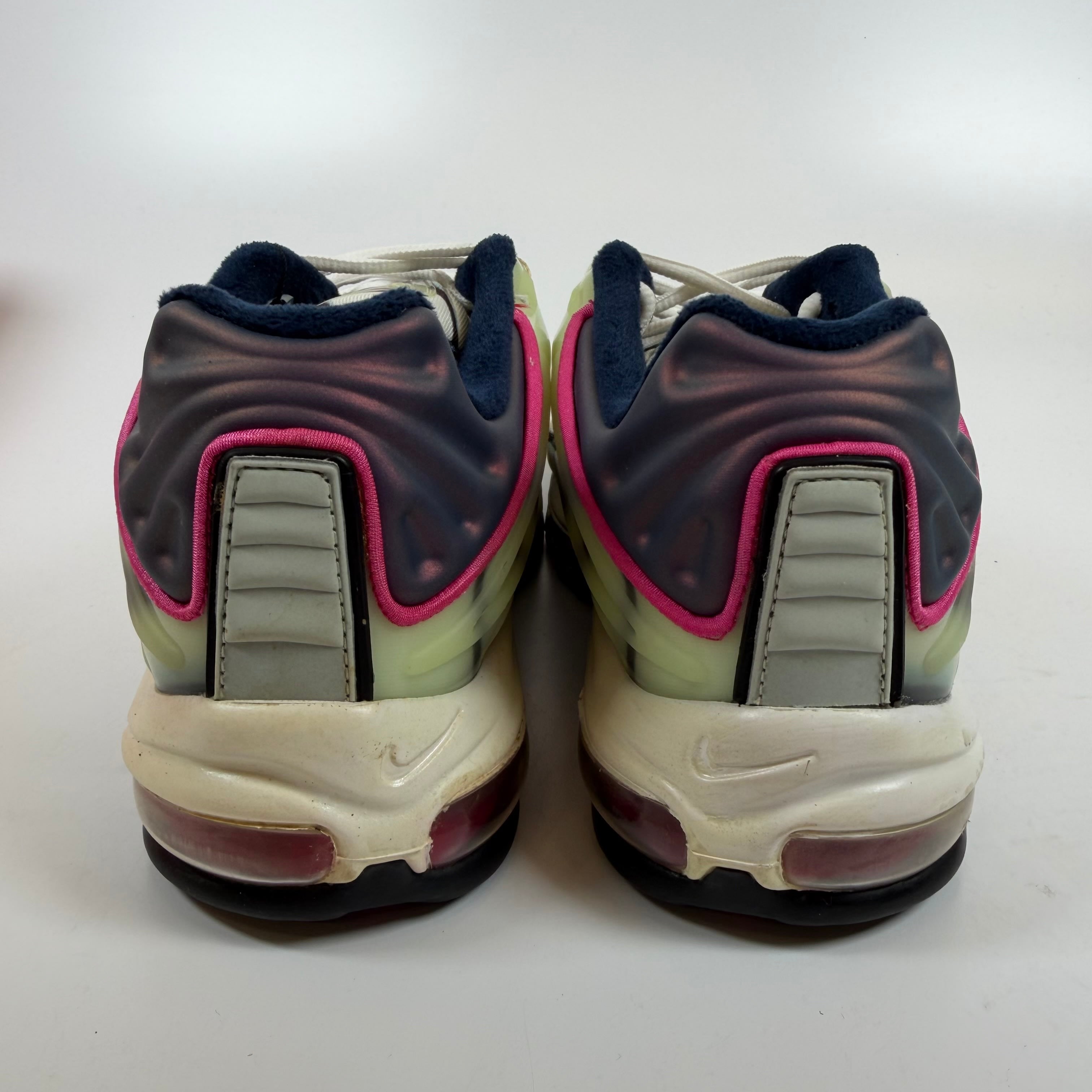 SP7884 Nike Air Max Deluxe Enamel Green