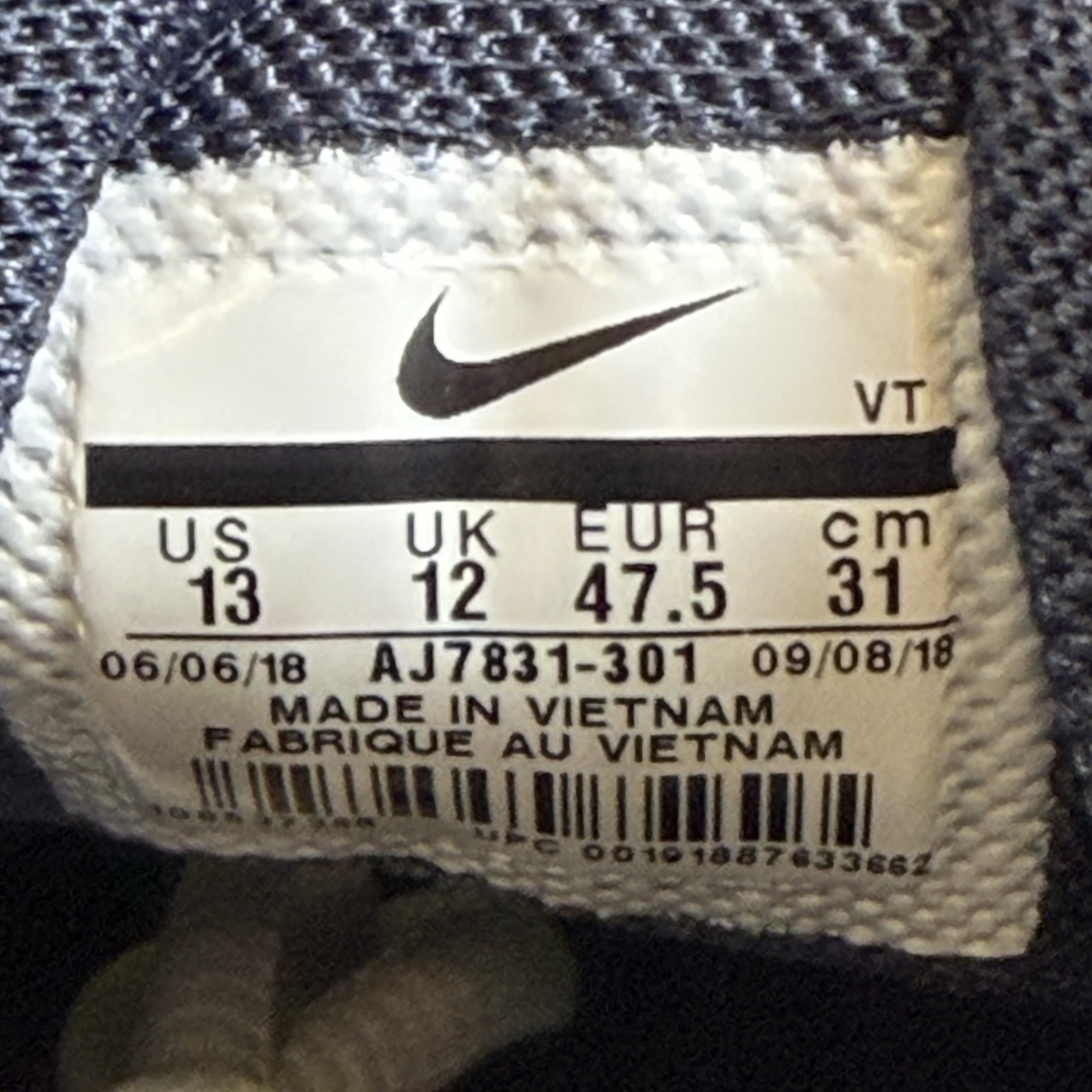 SP7884 Nike Air Max Deluxe Enamel Green