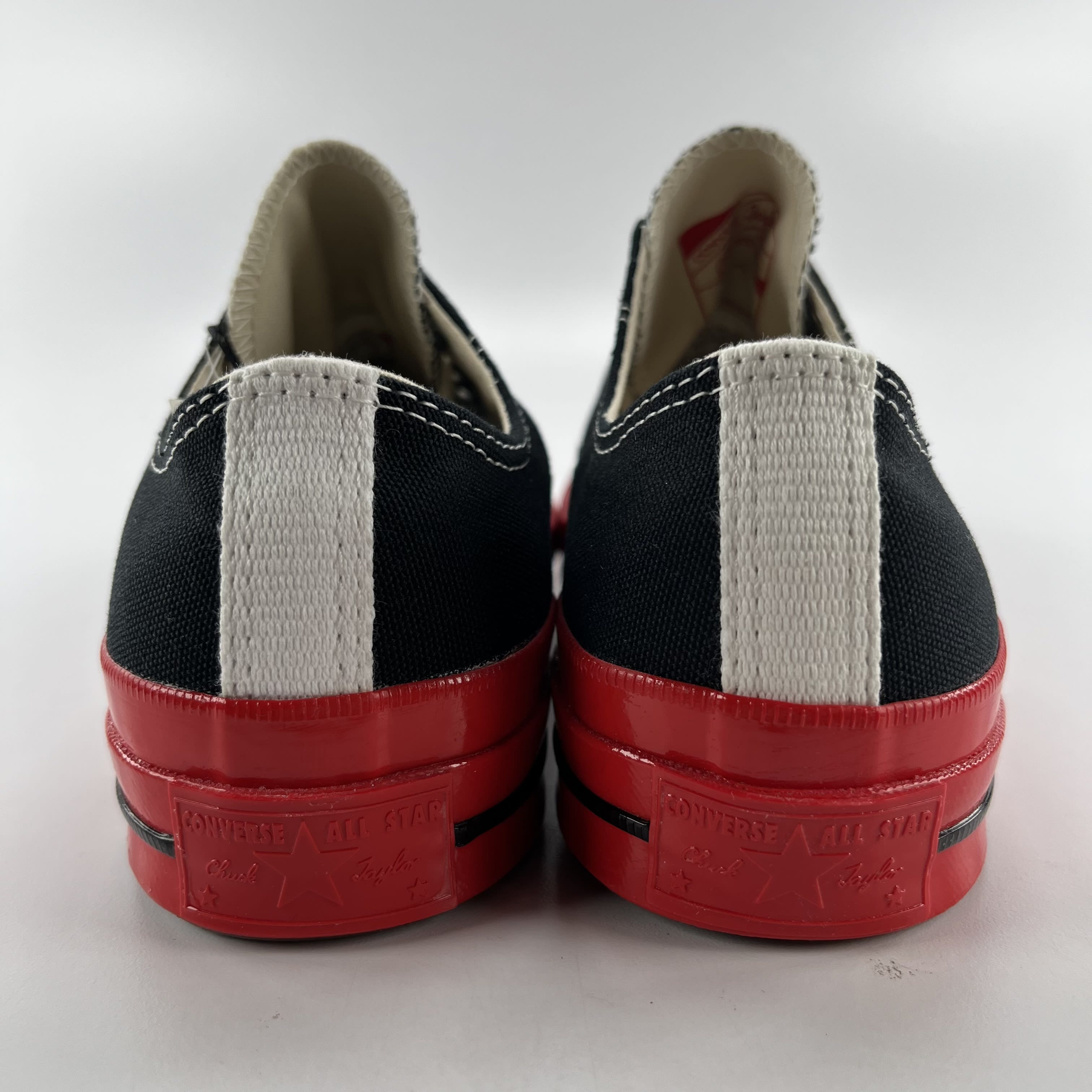 588835 Comme des Garcons PLAY Converse Chuck Taylor All Star 70 Ox Black Red Midsole