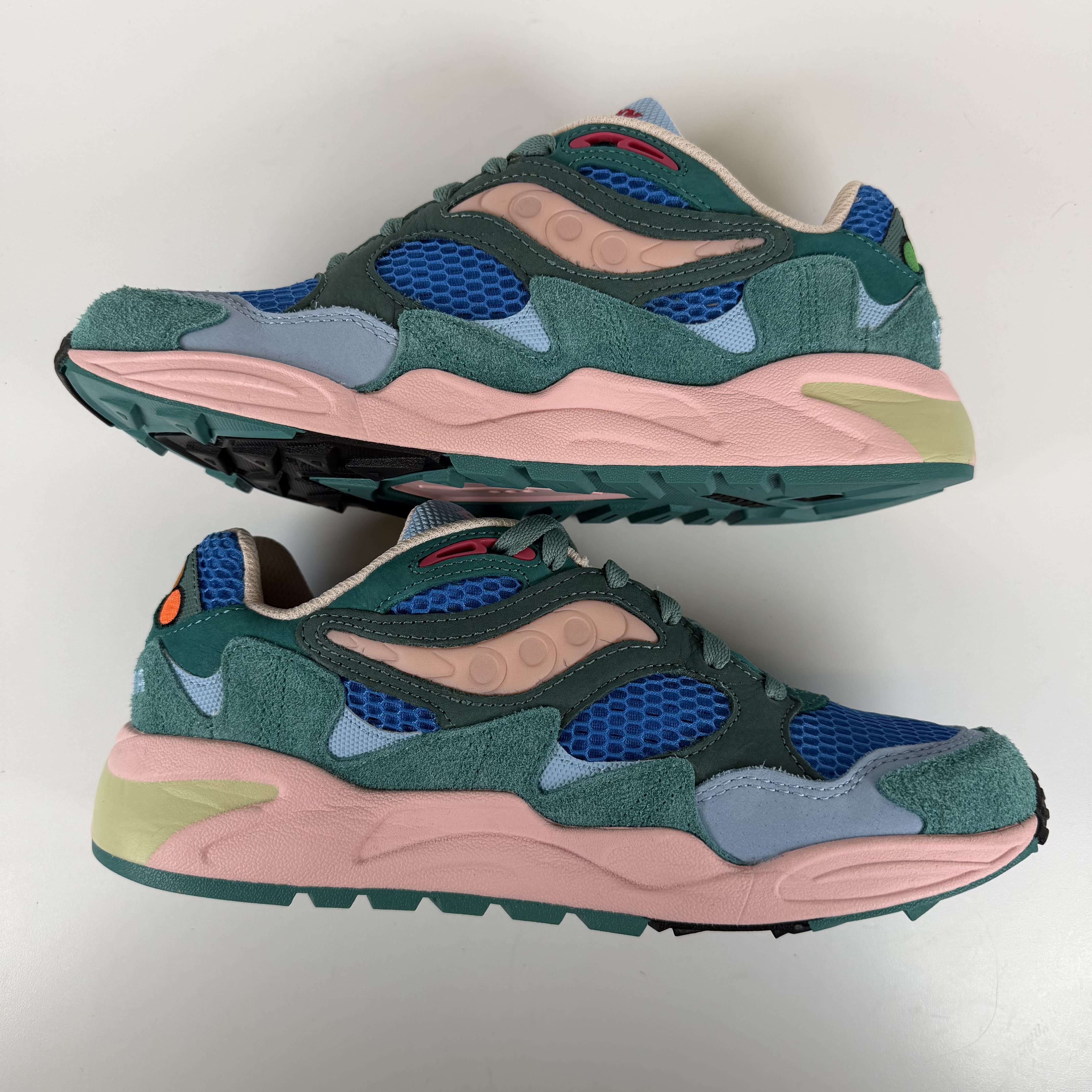 SP5715 Saucony Grid Shadow 2 Jae Tips What's the Occasion? Wear To A Date