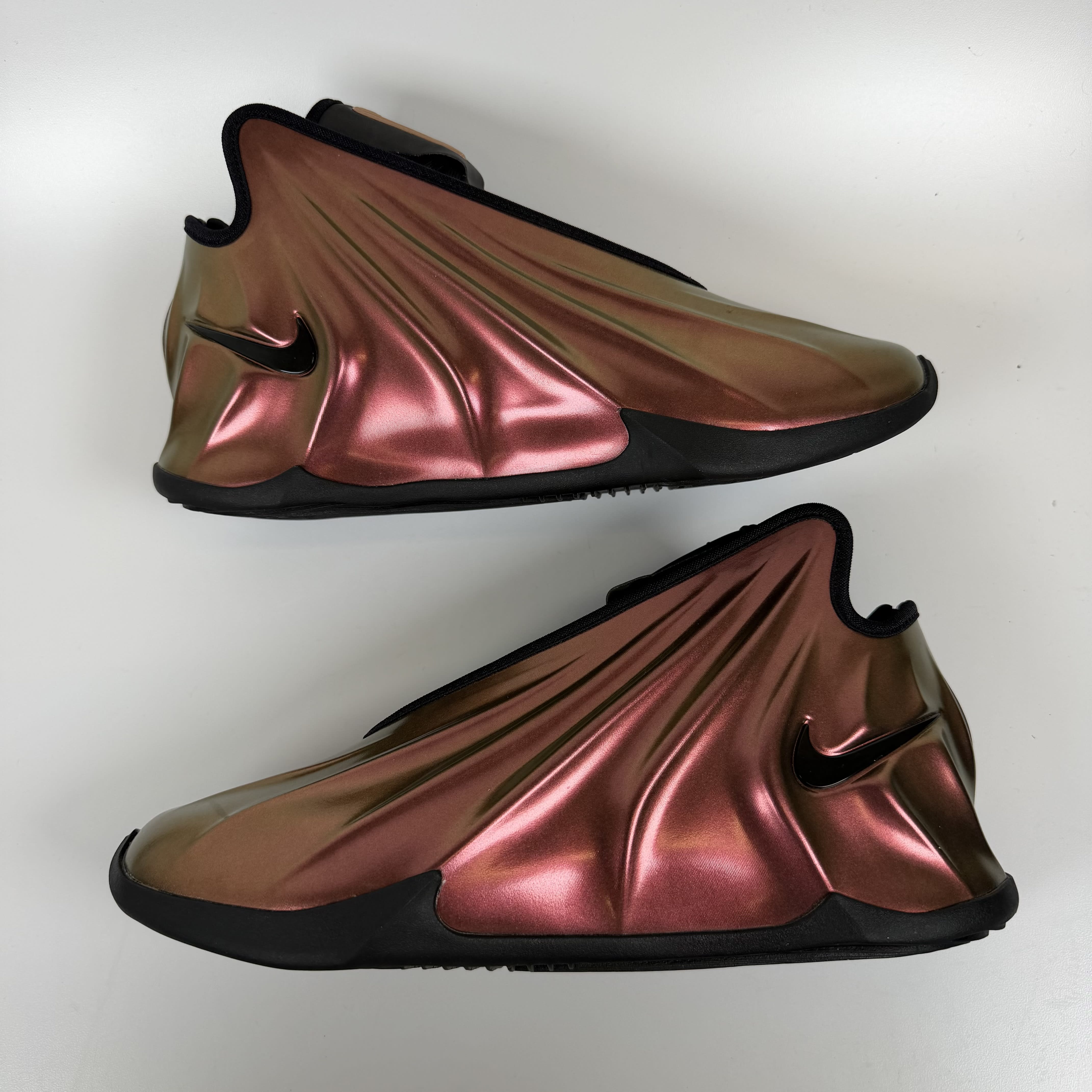 SP9073 Nike GT Future Metallic Red Bronze