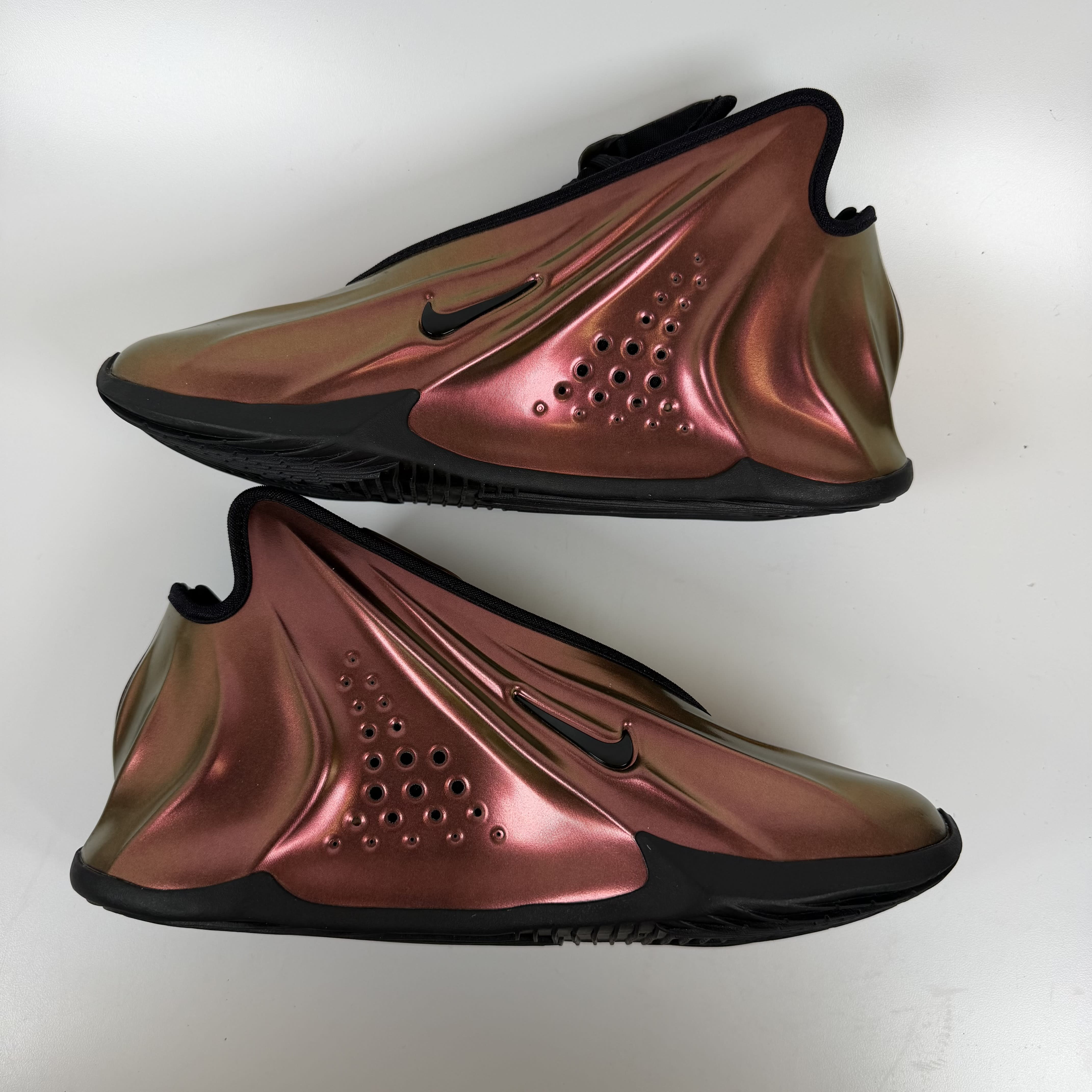 SP9073 Nike GT Future Metallic Red Bronze