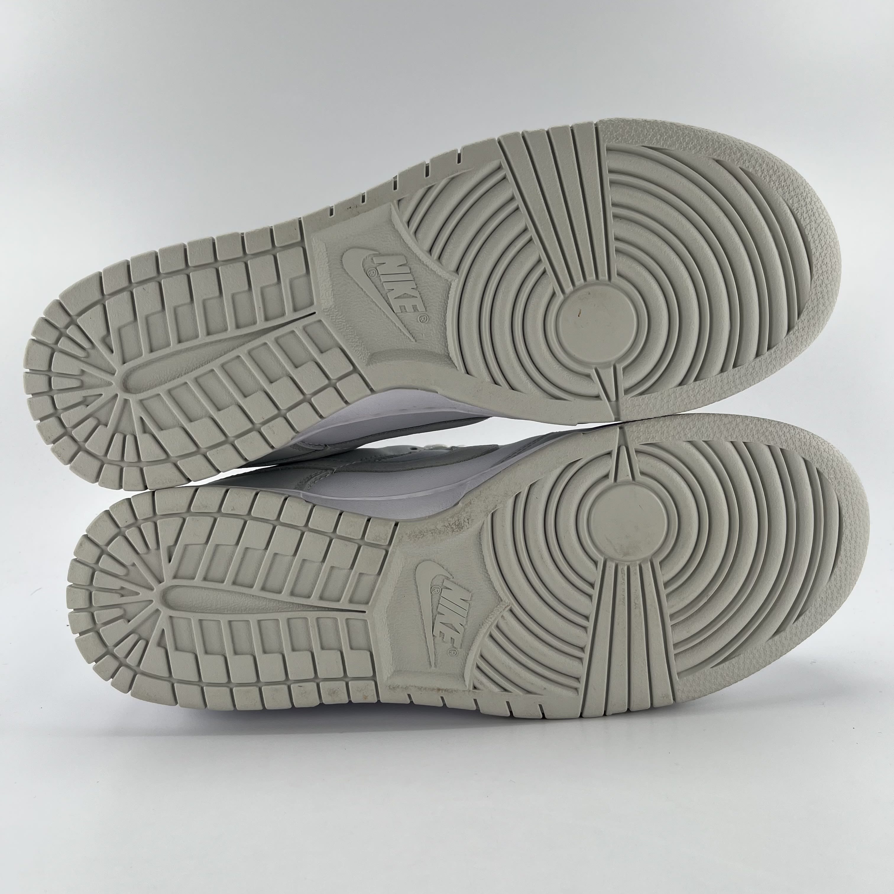 280090 Nike Dunk Low Photon Dust (Women's)
