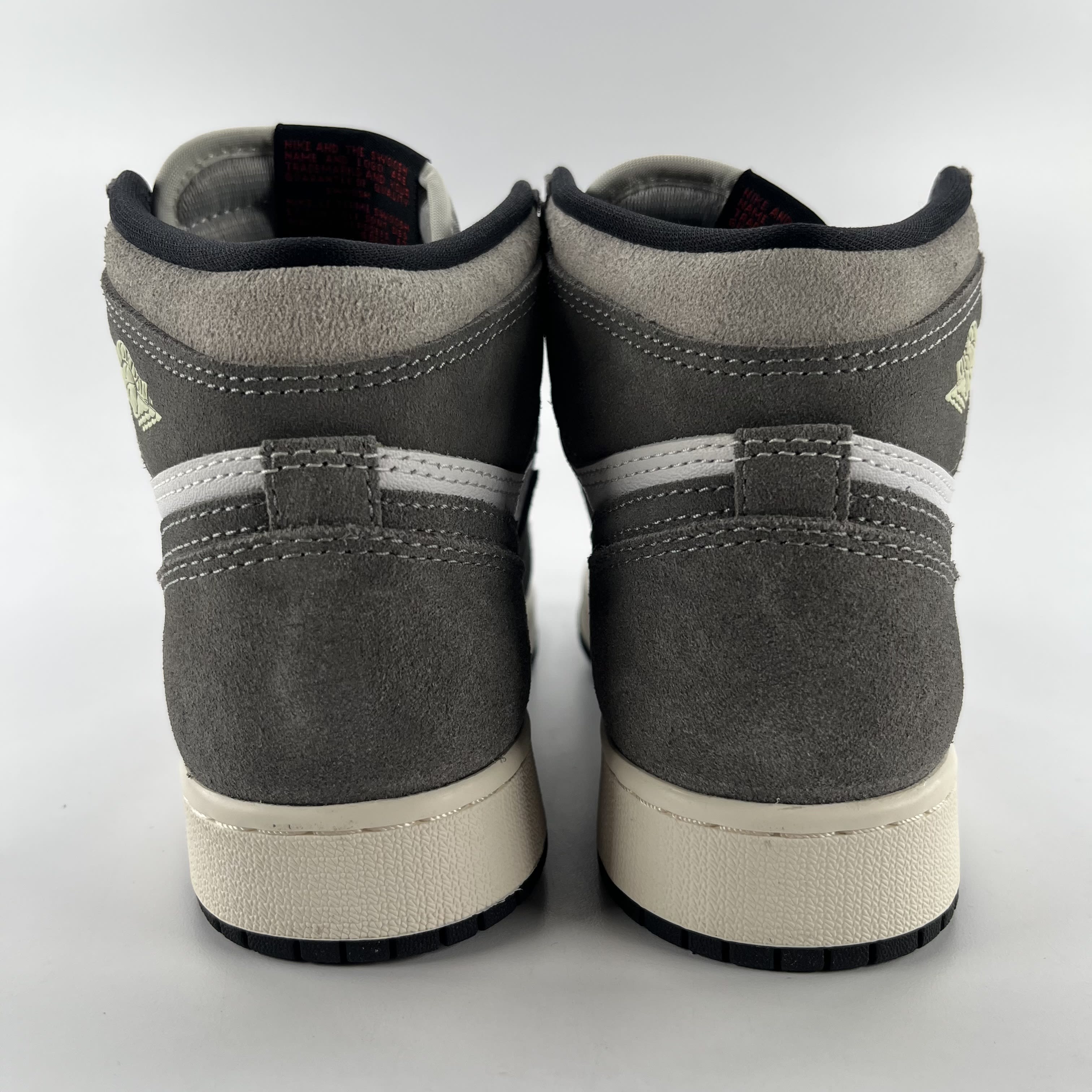 274604 Jordan 1 Retro High OG Washed Black (GS)