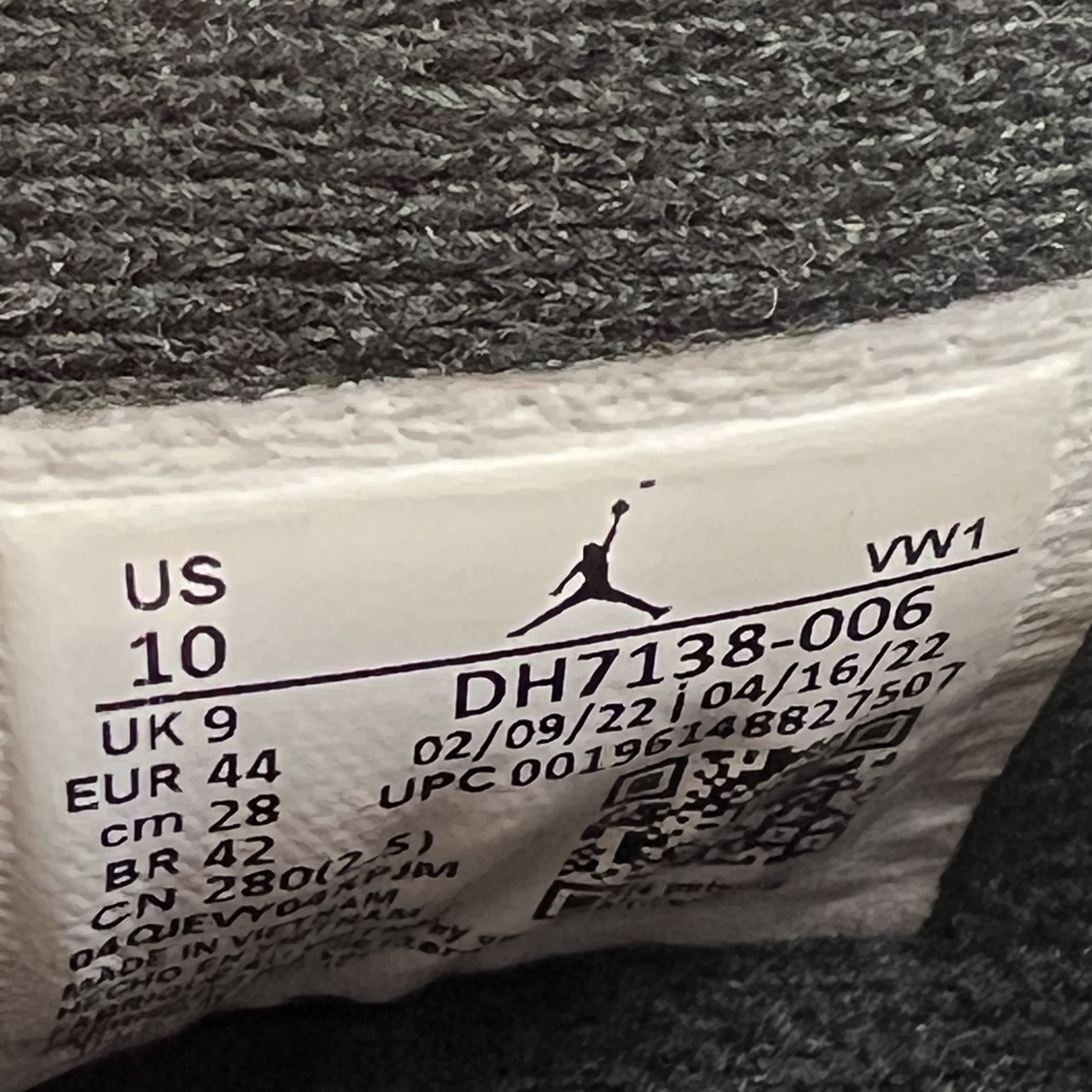 604247 Jordan 4 Retro SE Black Canvas