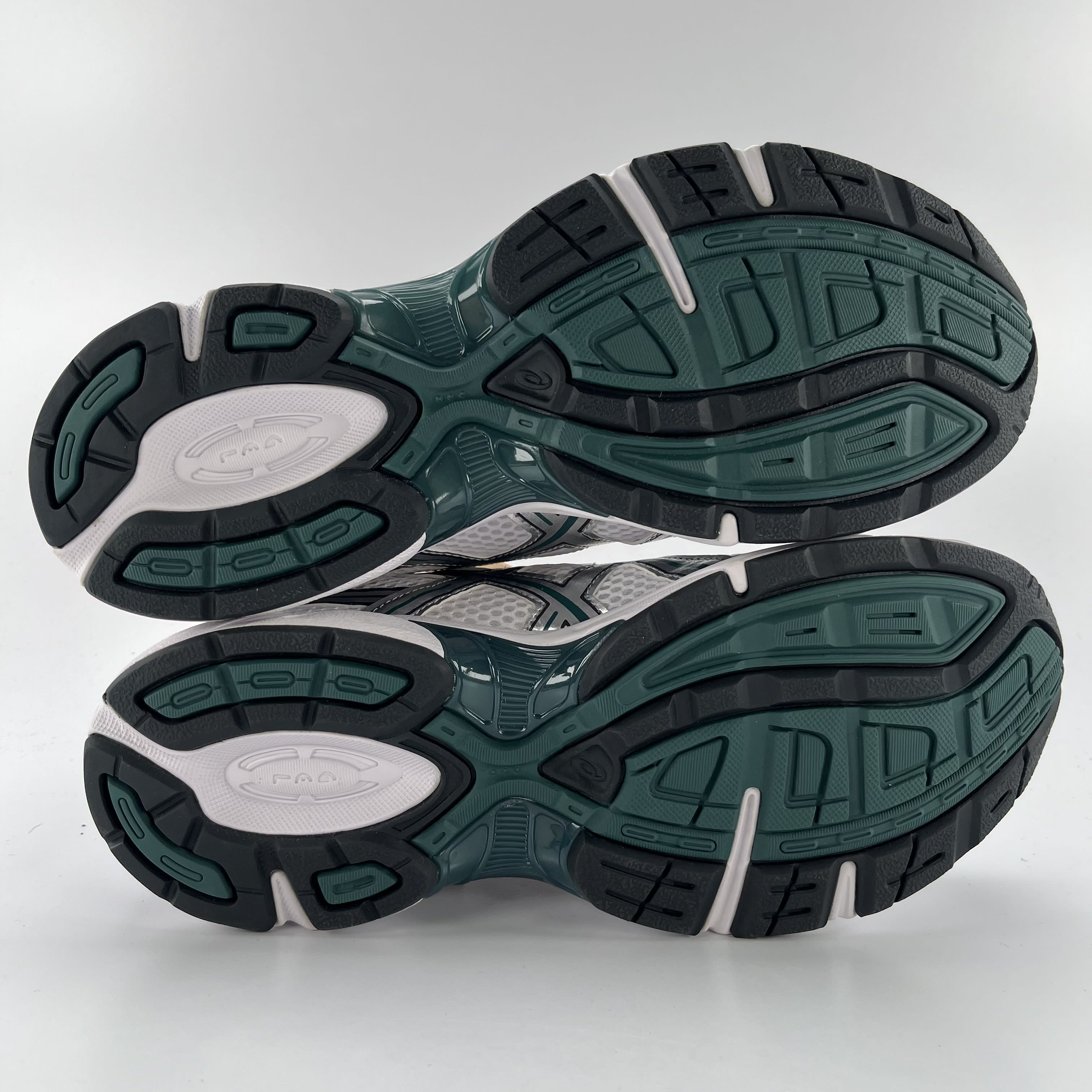 367699 ASICS Gel-1130 Dark Neptune