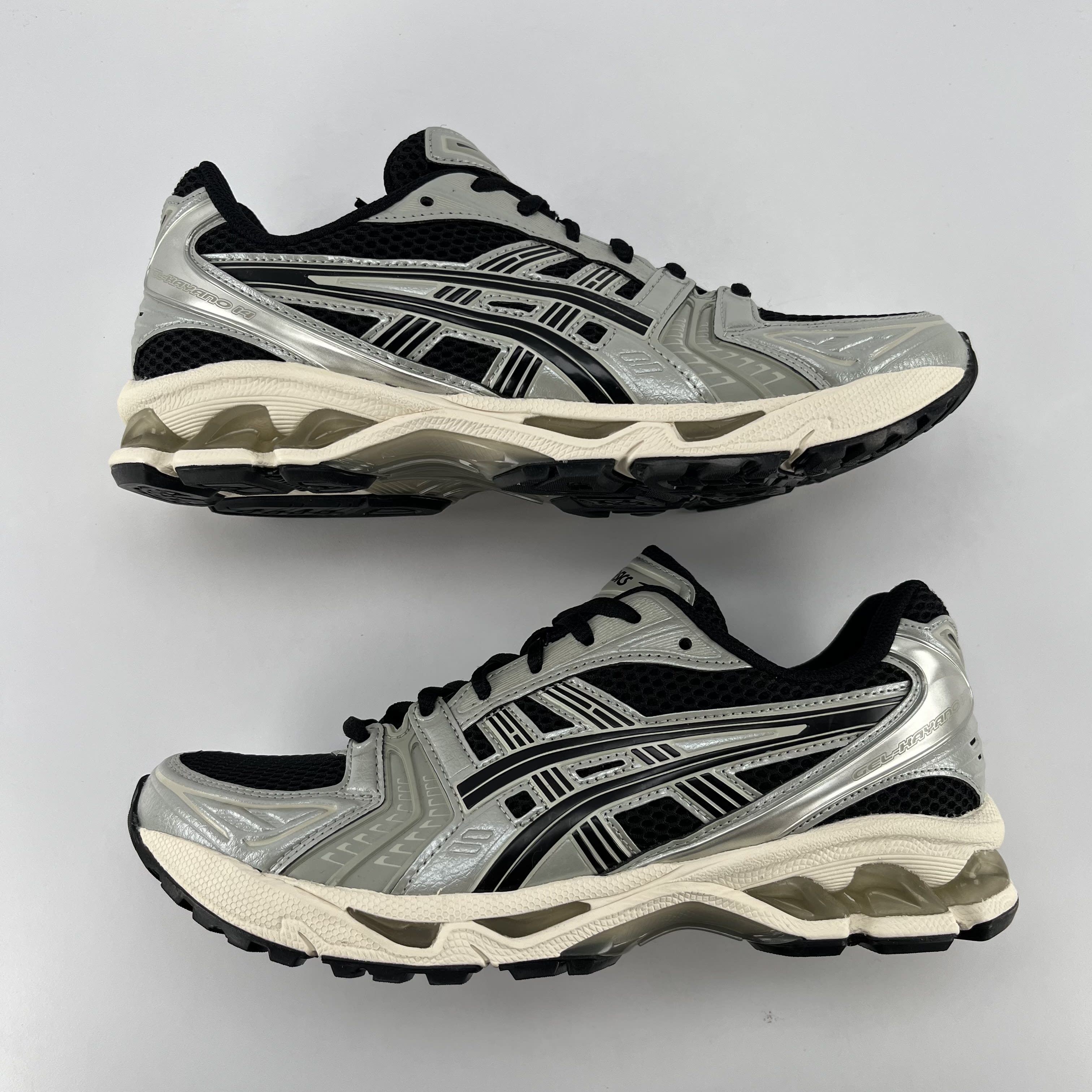 388459 ASICS Gel-Kayano 14 Black Seal Grey