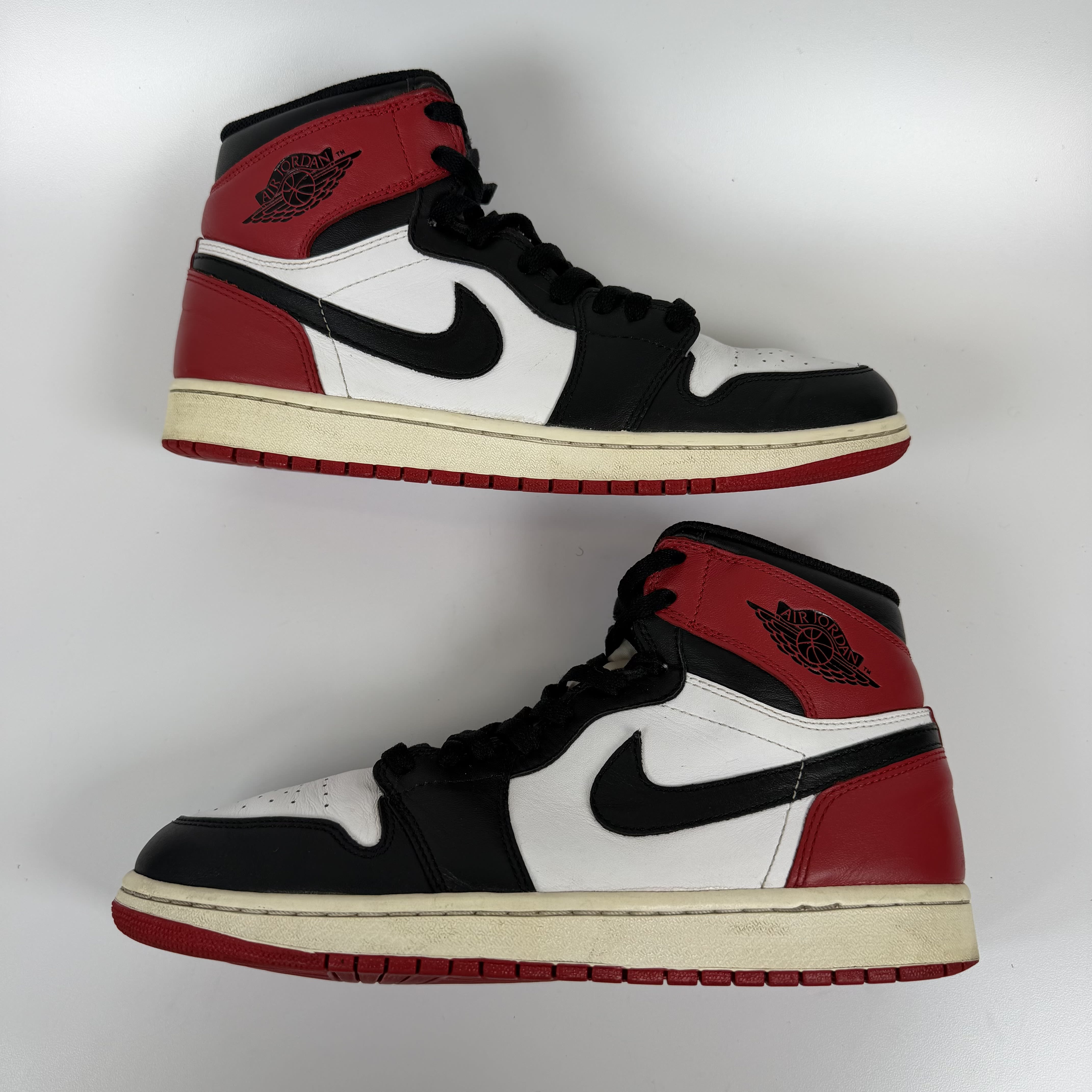 SP8878 Jordan 1 Retro Black Toe (2013)