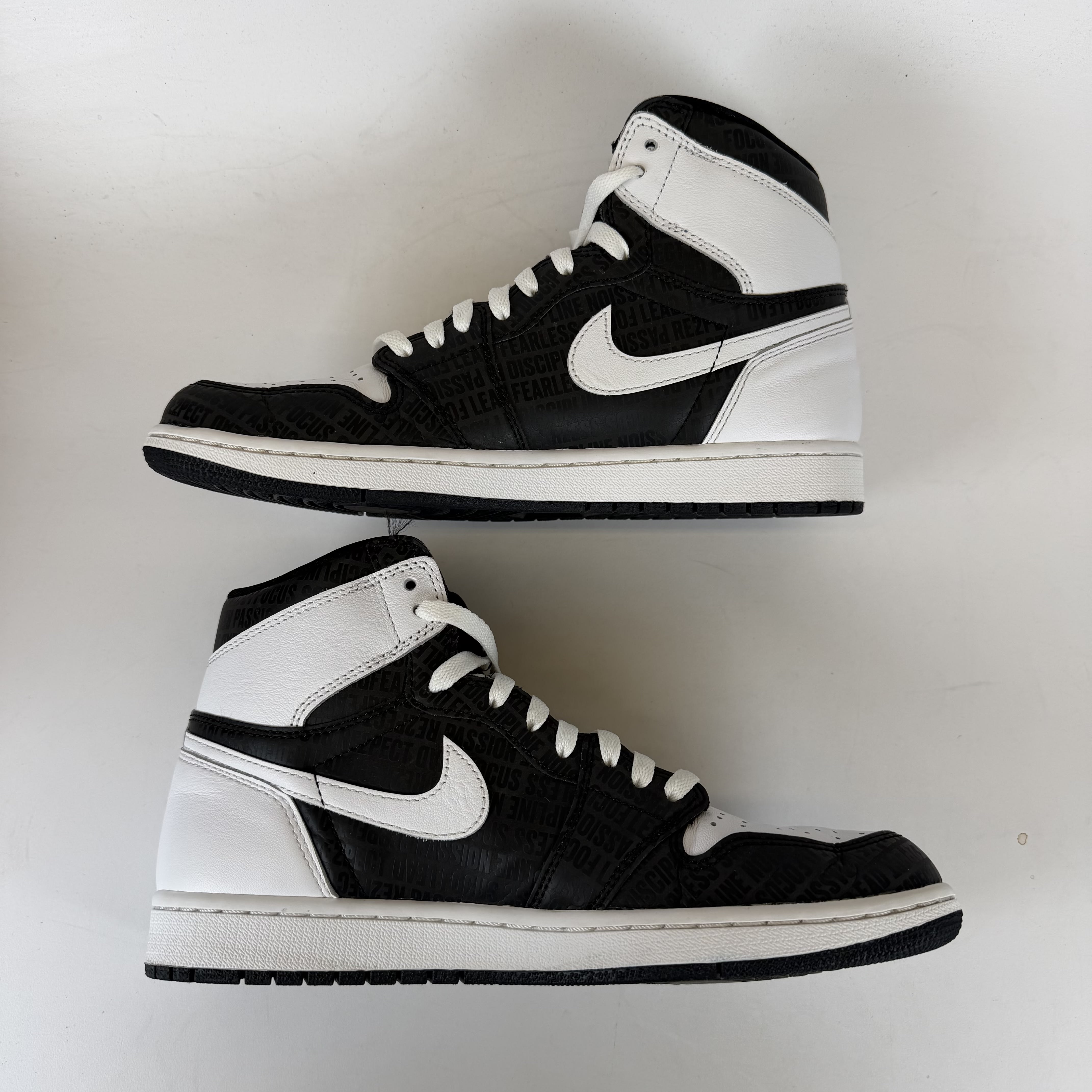 SP6259 Jordan 1 Retro High RE2PECT (Derek Jeter)