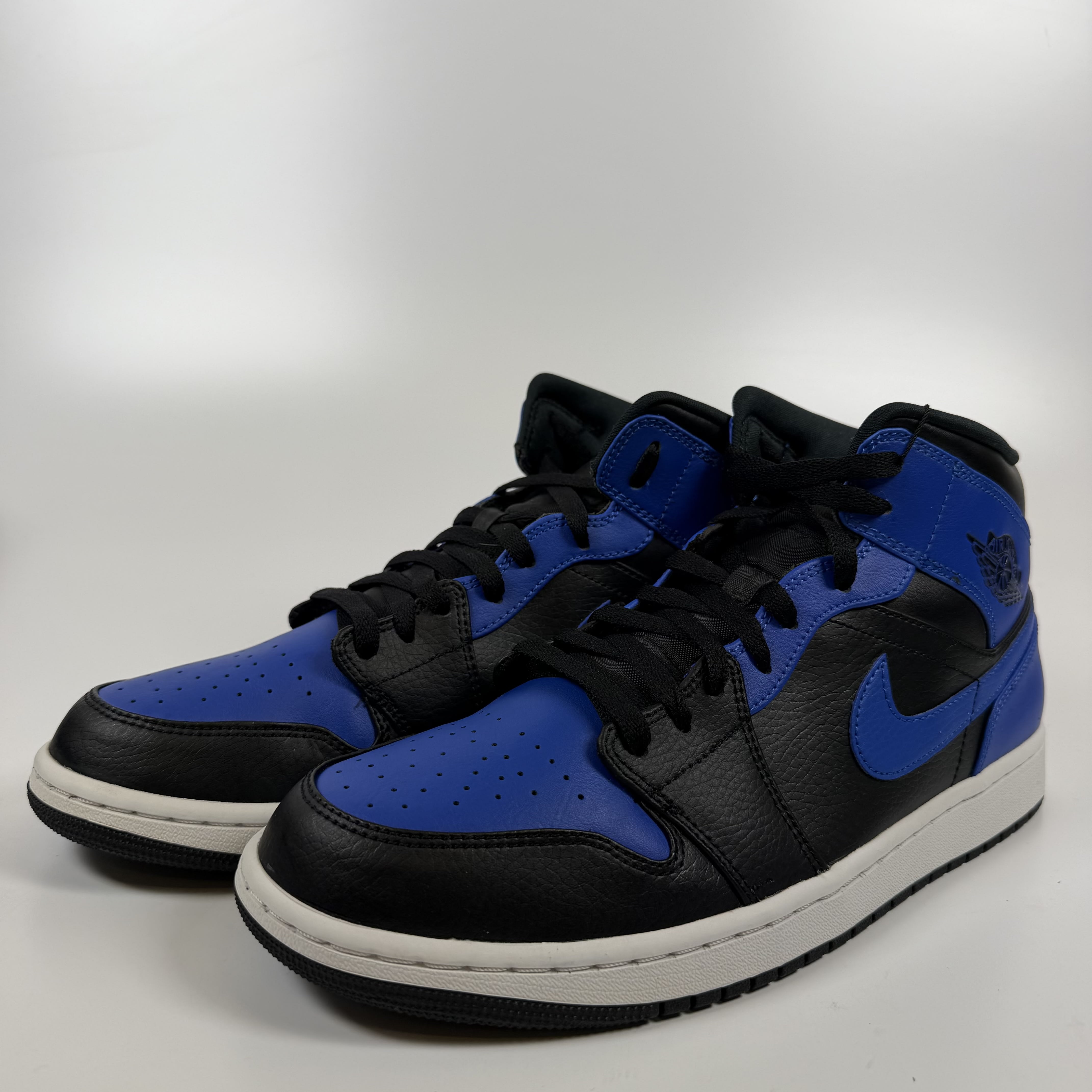 SP8931 Jordan 1 Mid Hyper Royal Tumbled Leather